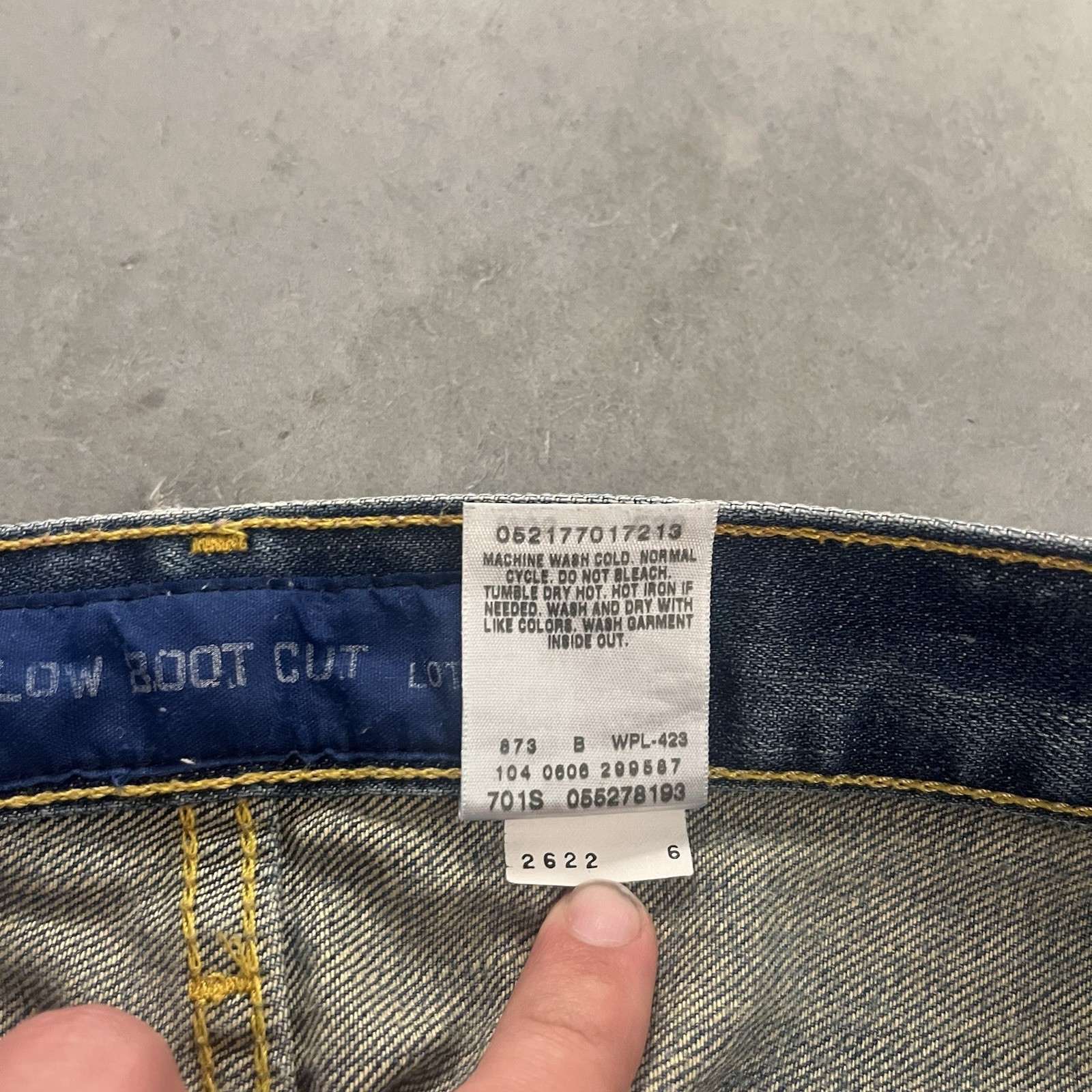 Vintage Y2K 2006 Levi’s 527 Men’s Flared Distressed Bootcut Jeans Size 36×30