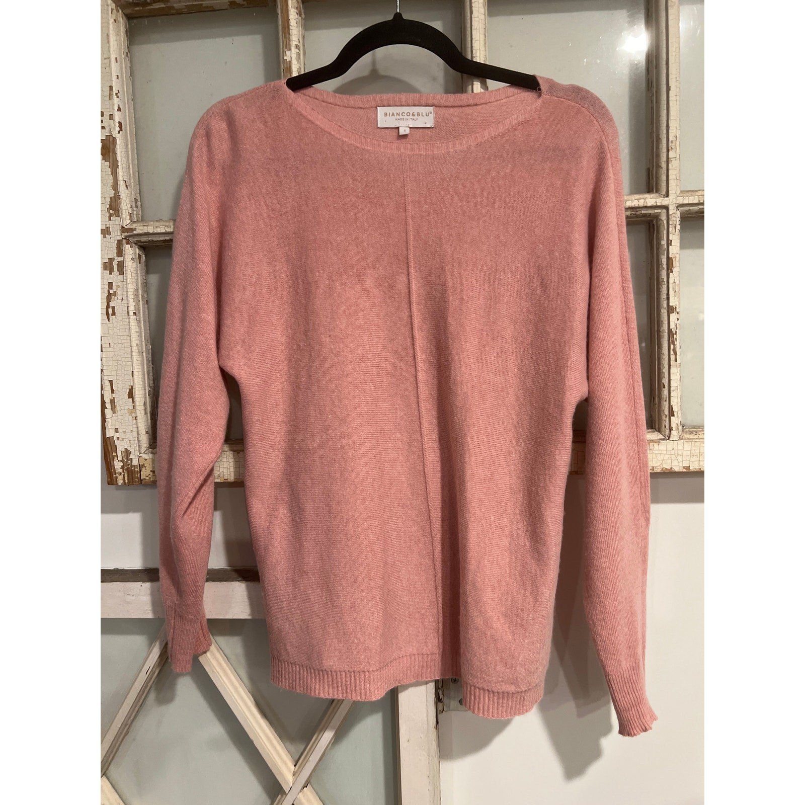 Bianco & Blue size small pink sweater with some cashmere
