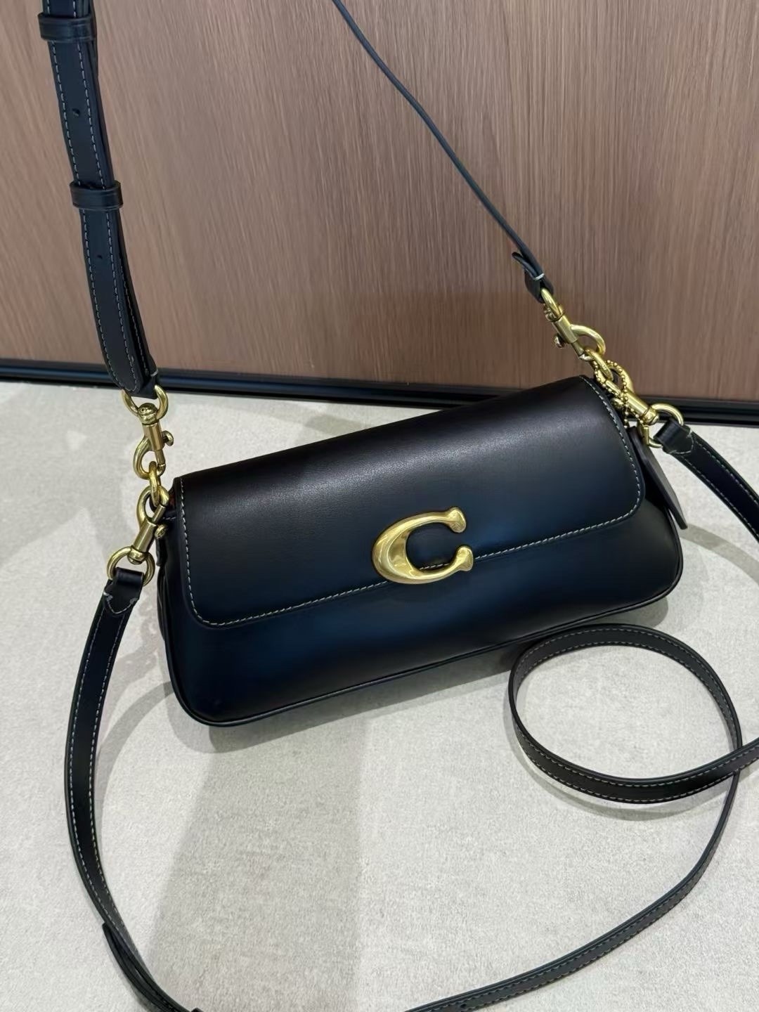 COACH CAM16 Jet Shoulder Bag Black Leather Crossbody New