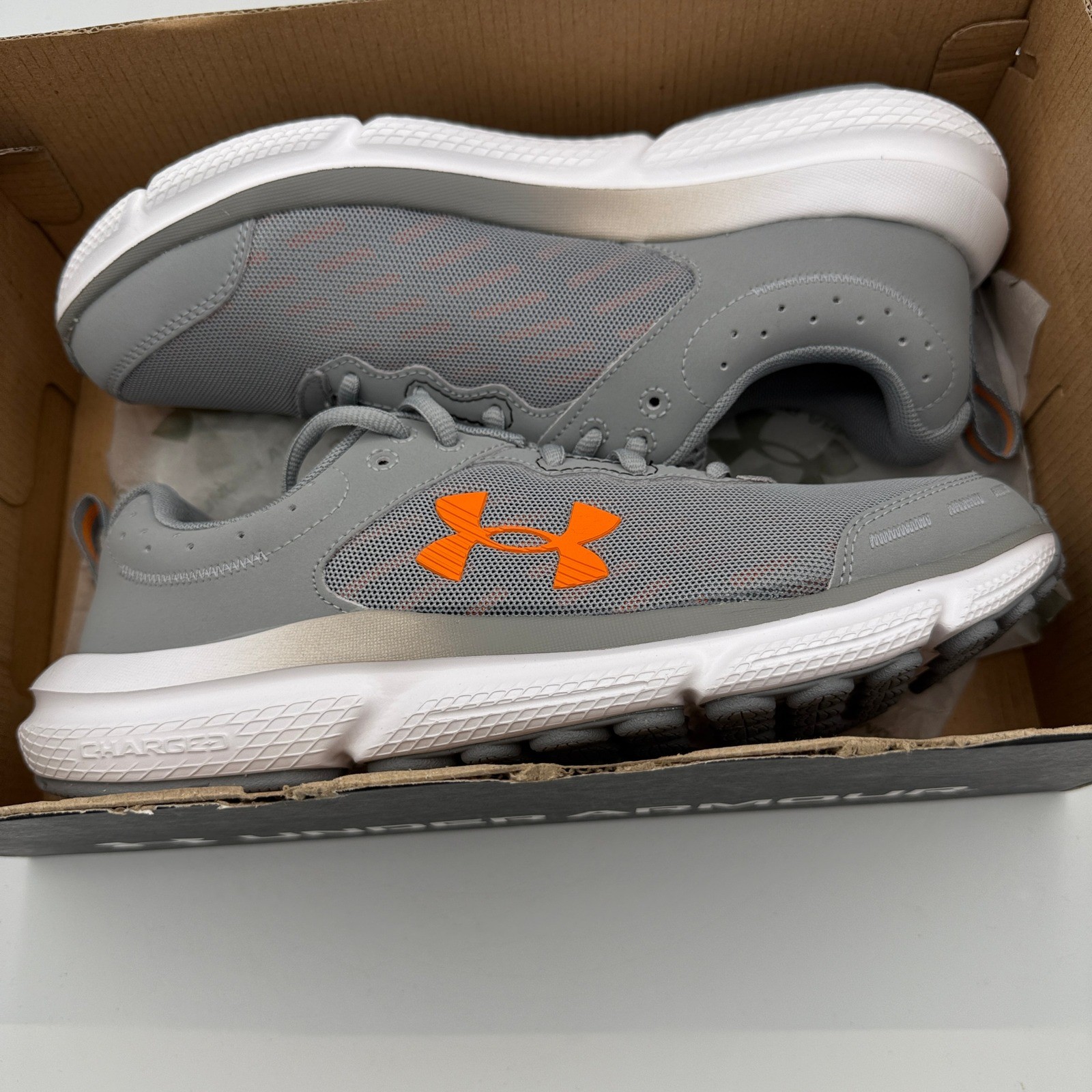 Under Armour Charged Assert 10 Shoes Mens 8 Grey Orange Running 3026175-105