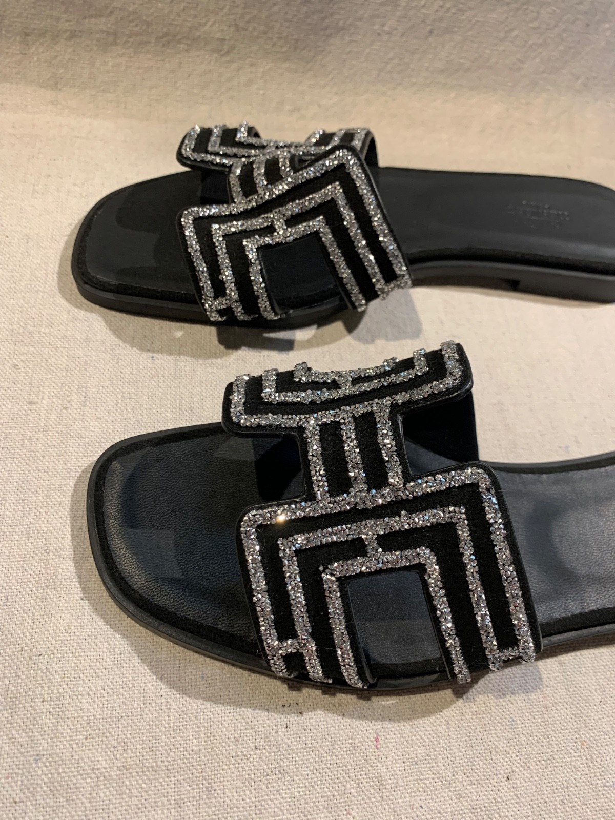 HERMES Black Oran Sandals Crystals Jeweled Rhinestones Rare Limited Edition EU38