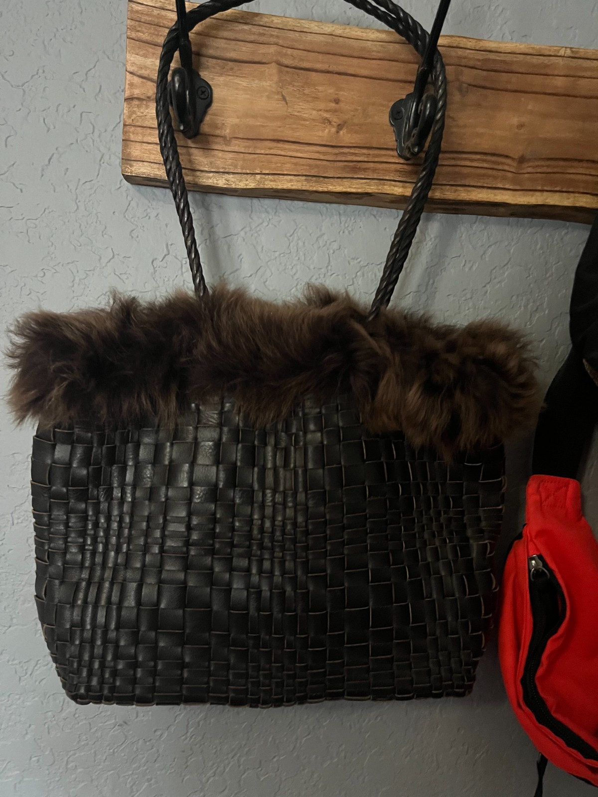 FALOR Le Borse Brown Woven Genuine Leather Fur Trim Shoulder Tote Bag