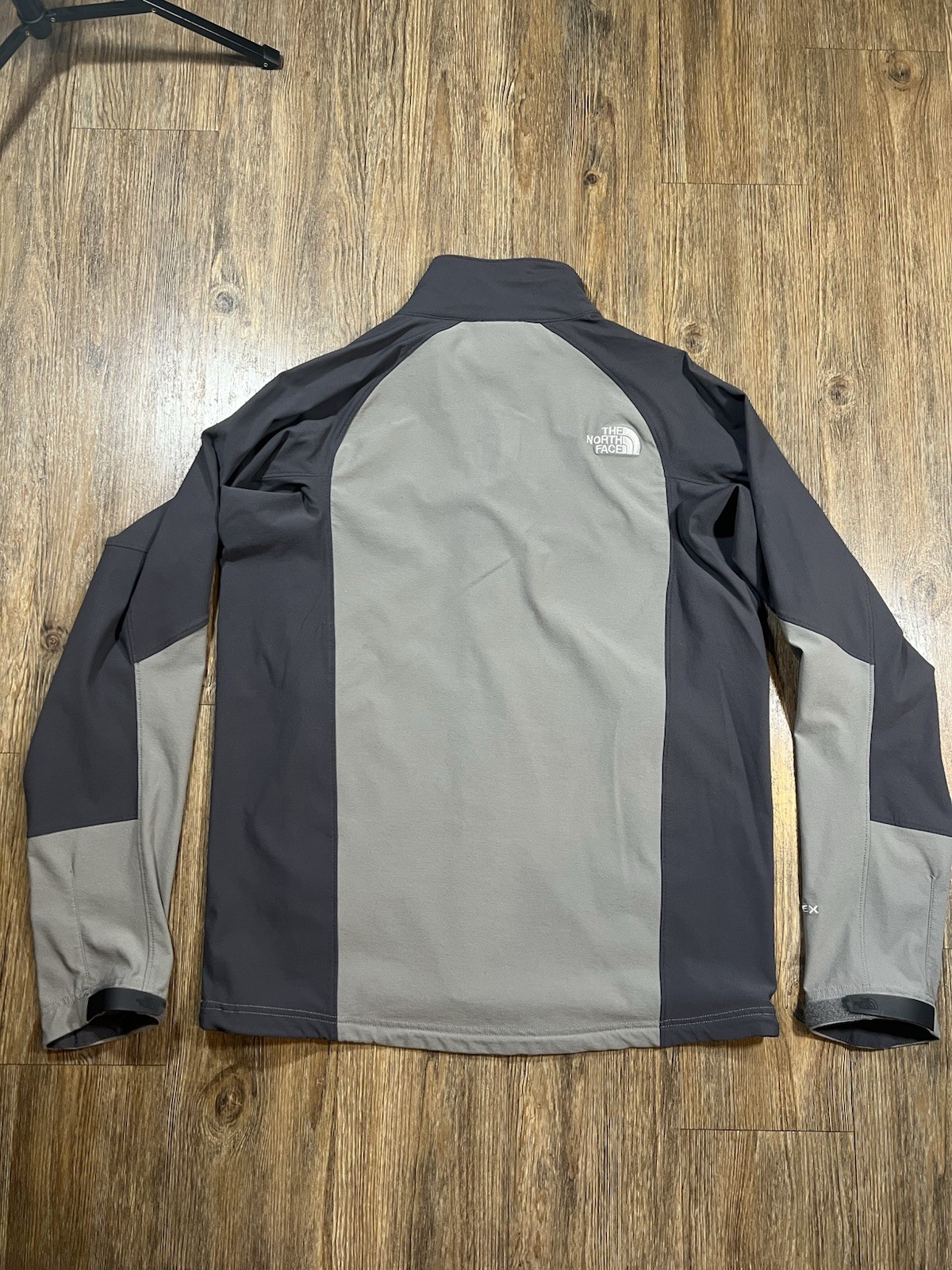 The North Face Jacket Men’s Medium Summit Series Apex Outdoors Gray