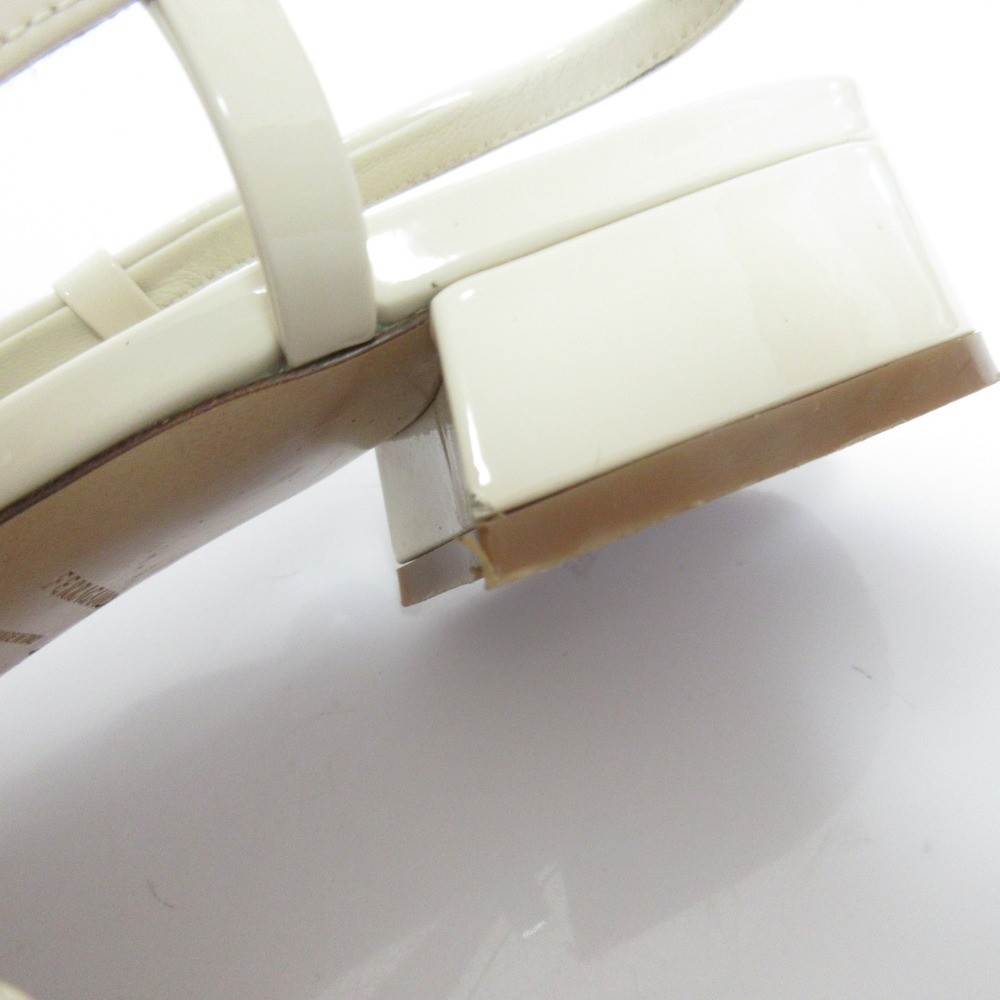 Ferragamo patent leather pumps, size 6 (approx. 9.3 inches), white. Women USED