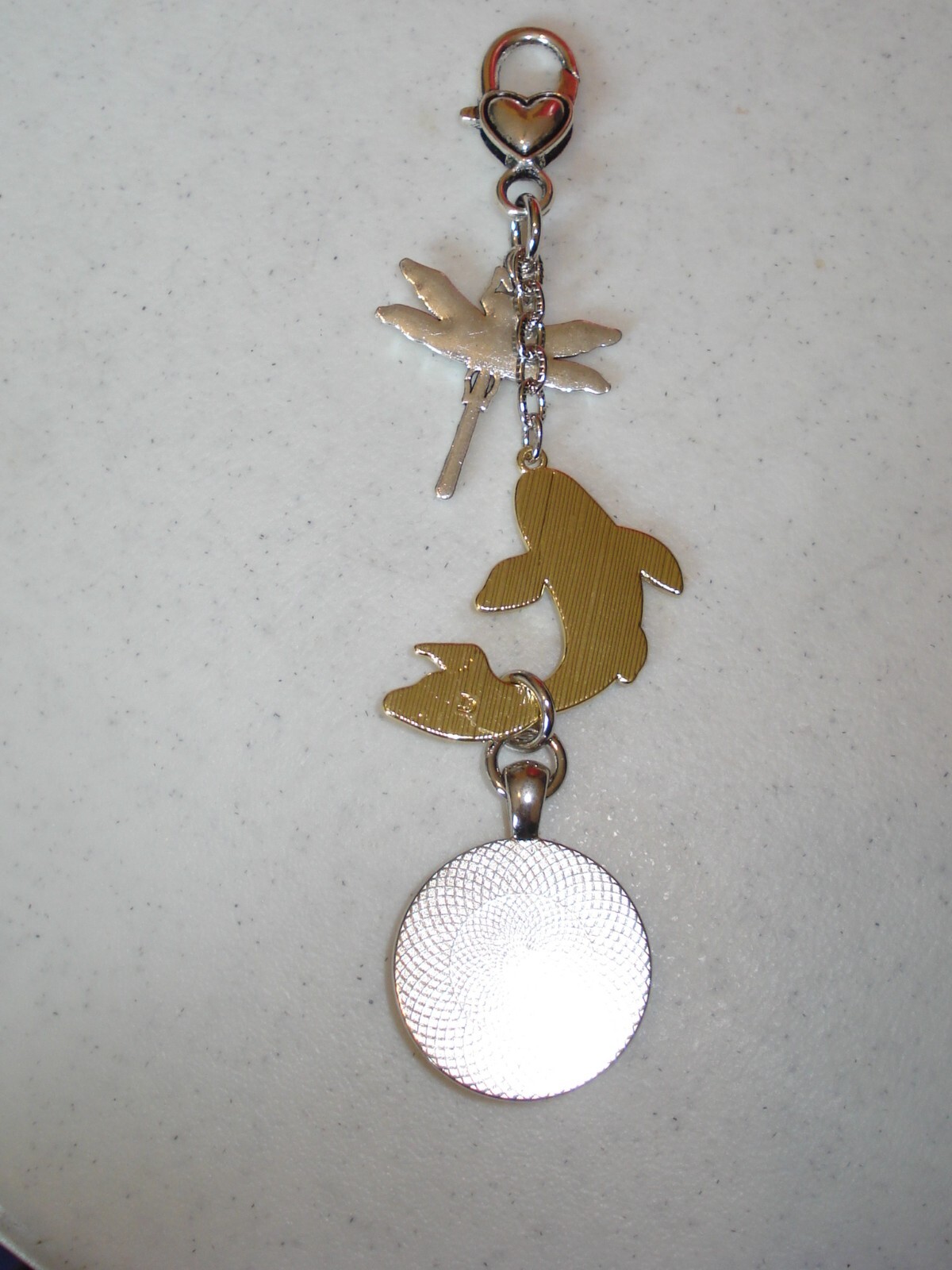 4 3/4″ Drop Cabochon, Koi Fish Chasing Dragonfly Heart Key Ring Dangle Glitz #2