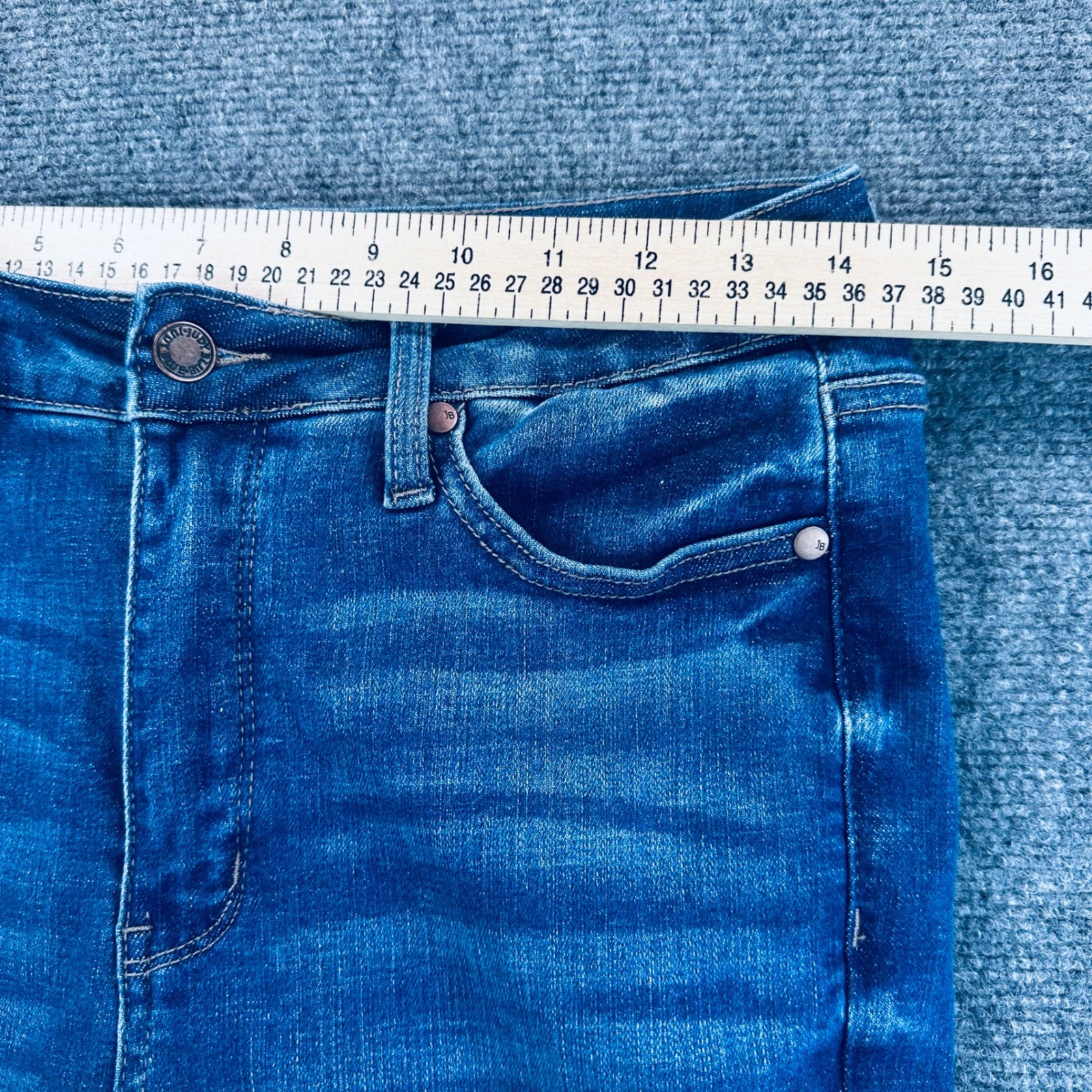 Judy Blue Control Top Flare Jeans Medium Wash Raw Hem Womens 7/28 Stretch Casual