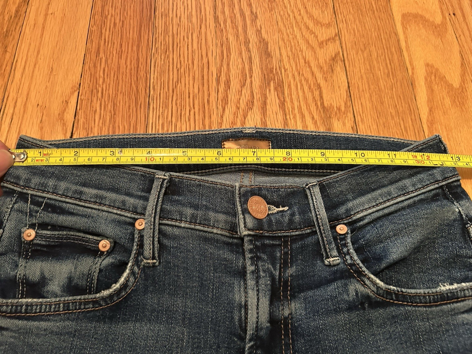MOTHER DENIM Med Wash THE OUTSIDER ANKLE Flared Jeans in WALKING ON COALS Sz 25