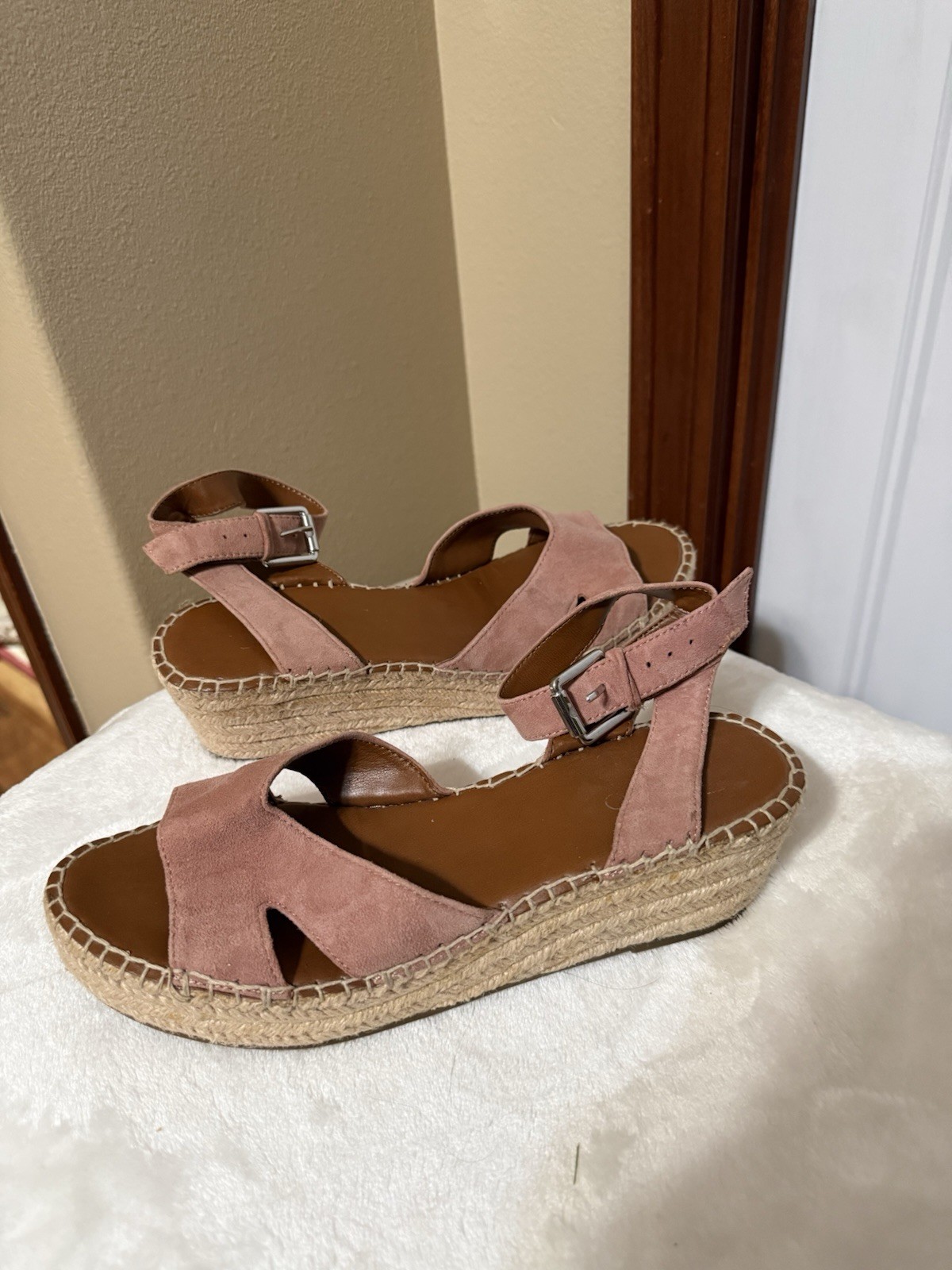 Franco Sarto Pellia Espadrille Wedge Sandals in the Mauve Suede US 8.5