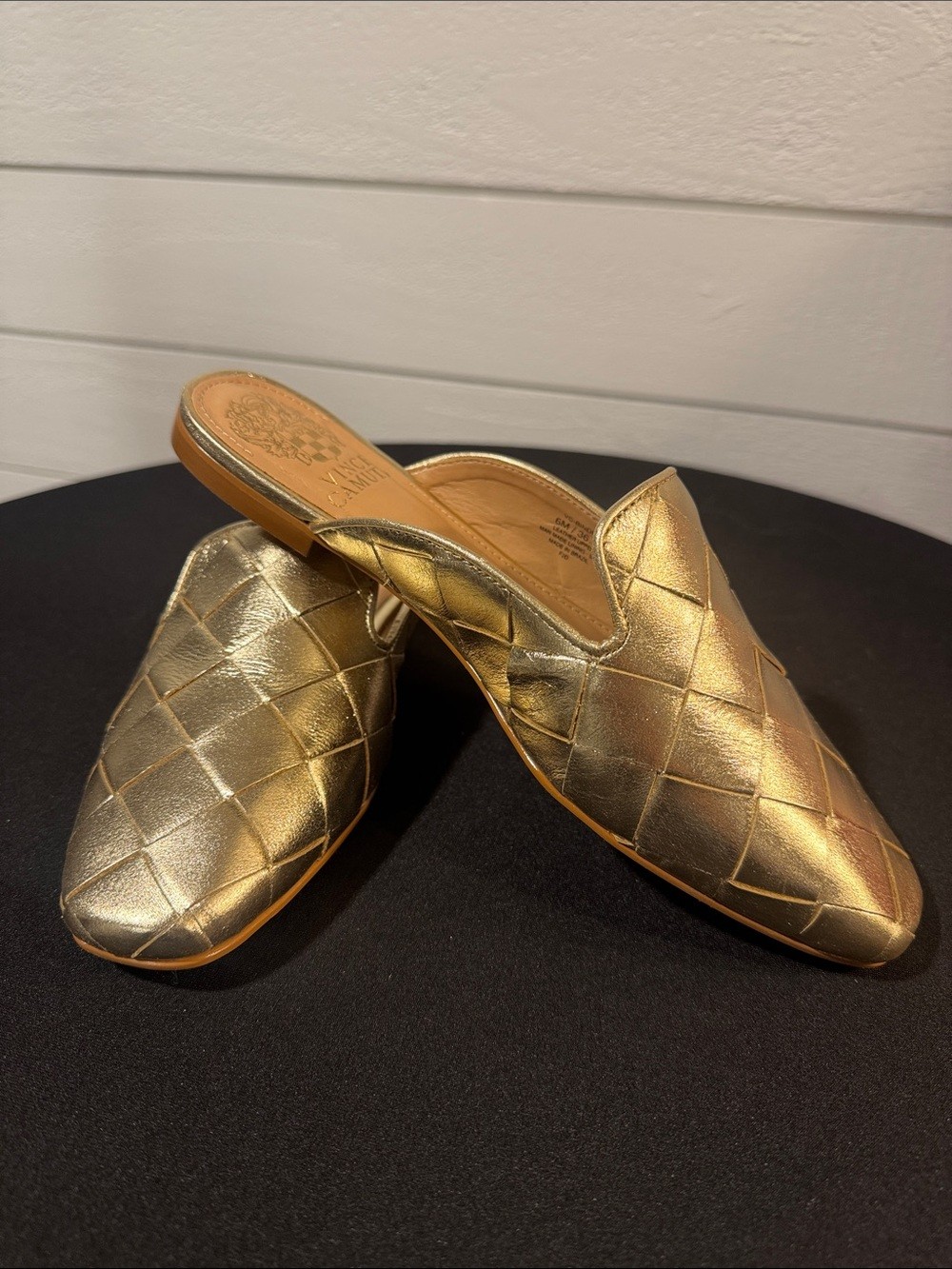 Vince Camuto Gold Quilted Women’s Slide Mules – Metallic Leather- size 6