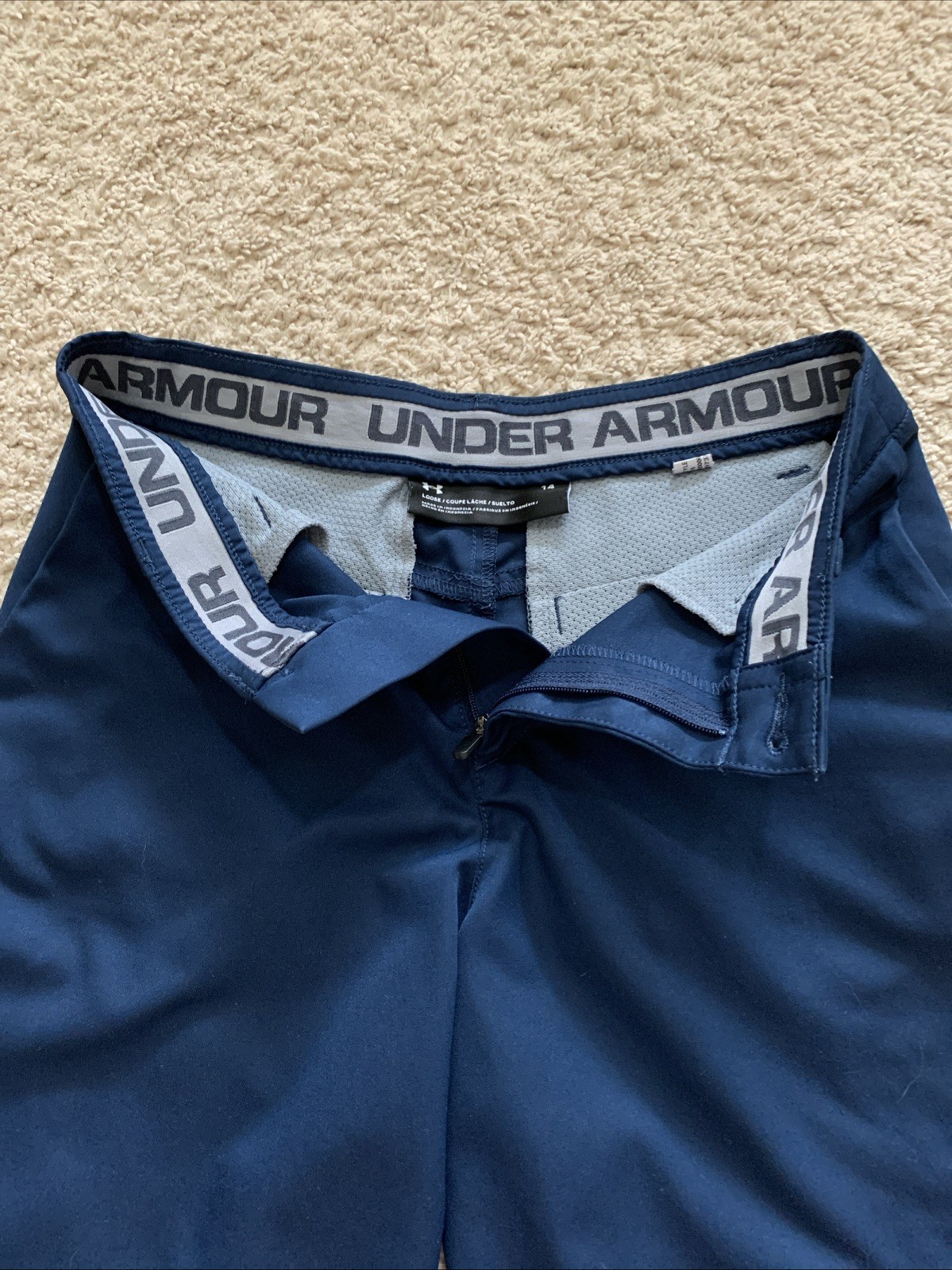 Under Armour Boys Navy Golf Shorts Youth Size 14 Performance Athletic Uniform 9’