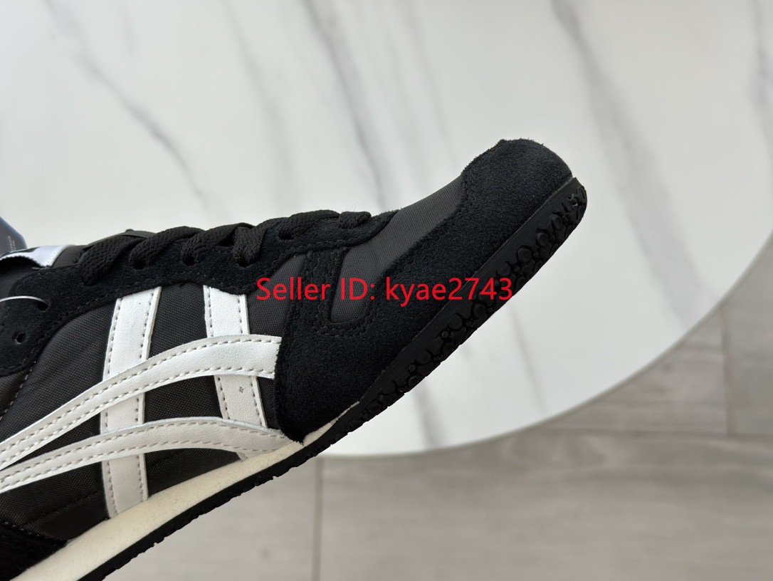 Retro Onitsuka Tiger SERRANO Mens Womens Sneakers Black/White 1183B400-001