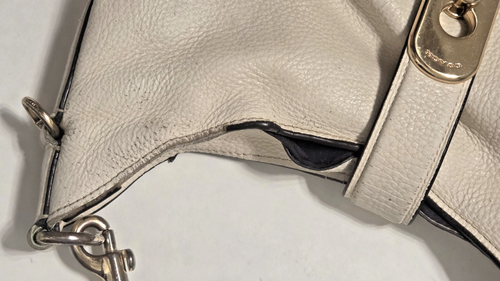 VTG COACH Amber Hobo F48635 Off White Pebbled Leather Shoulder Bag Made in Burma