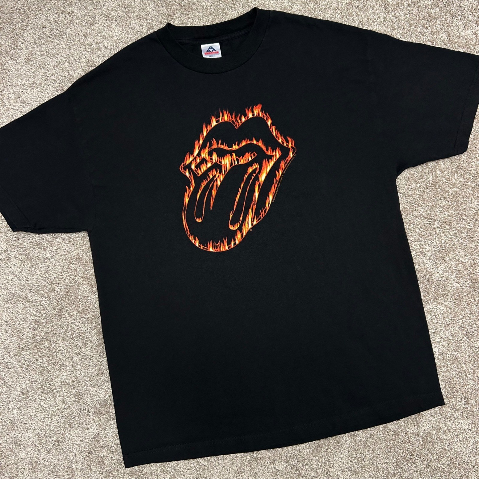 Vintage y2k 2004 Rolling Stones Flaming Tongue Tshirt Size XL Alstyle Band