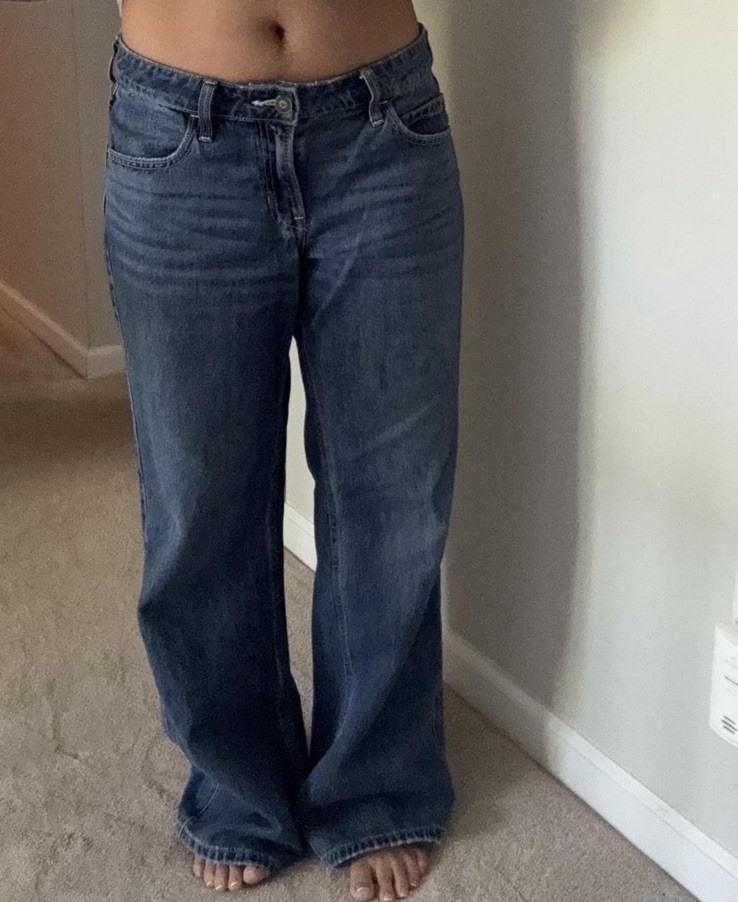 Hollister Women’s Dark Wash Blue Denim Wide-Leg Jeans Low Rise Regular Fit