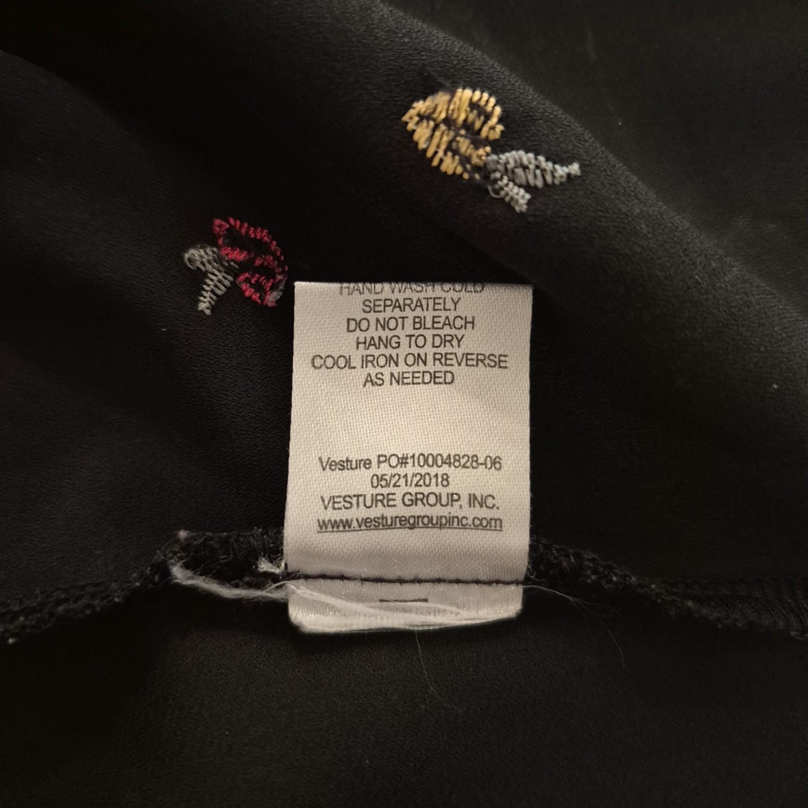 Chenault Black Embroidered Floral Mock Neck Sleeveless Blouse Top Size S