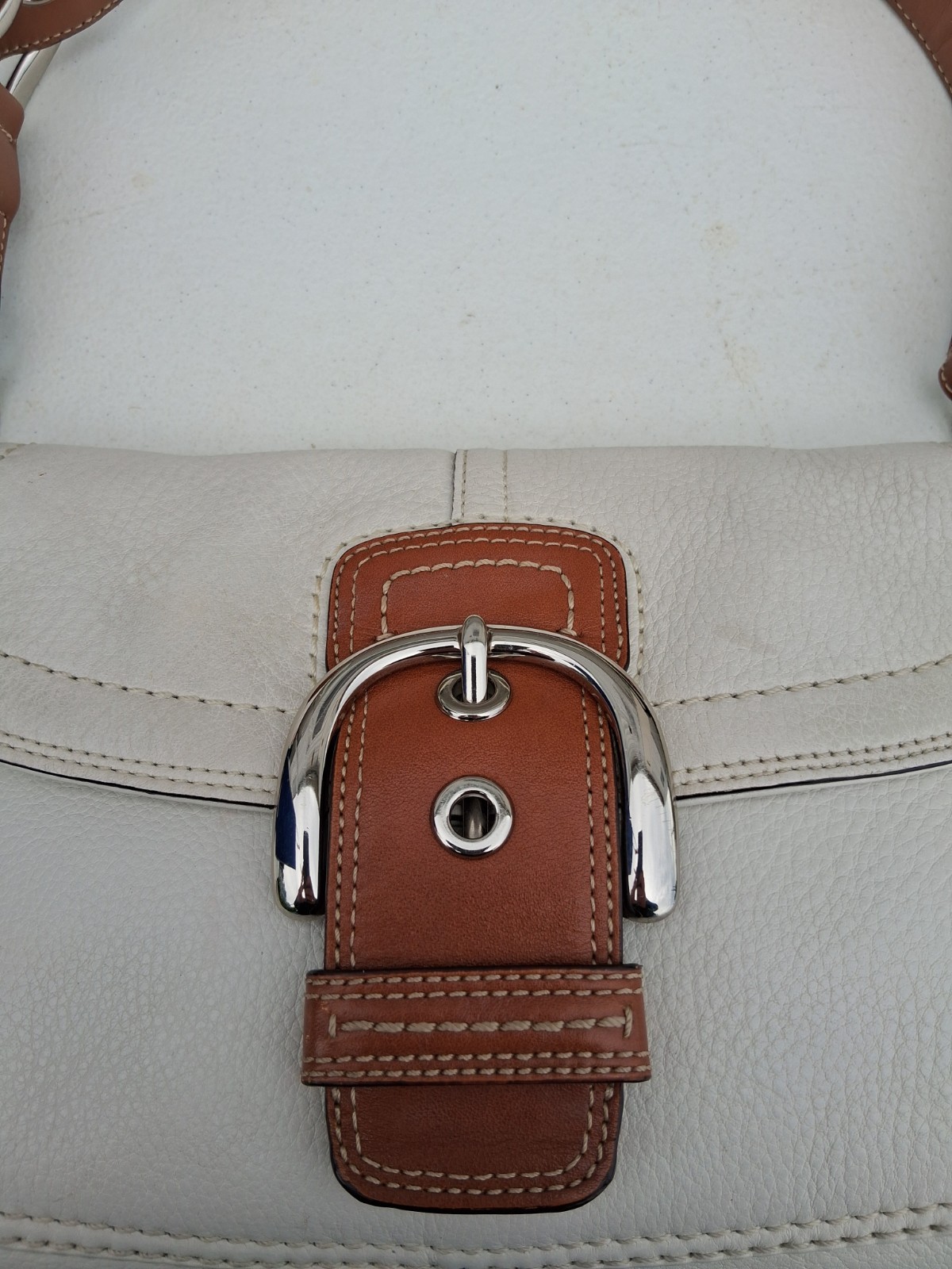 Y2K-era Coach Soho Hobo Shoulder Bag