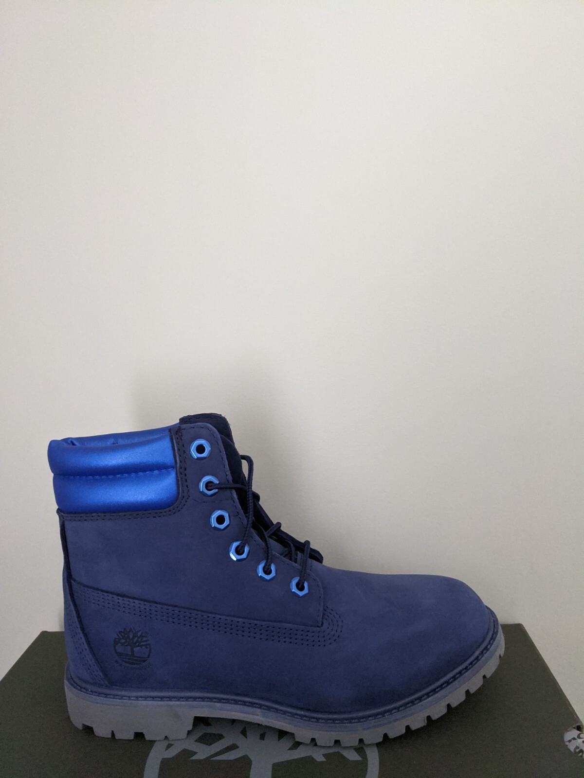 Timberland Women’s Waterville 6 inch” Double Sole Premium Waterproof Boots NIB