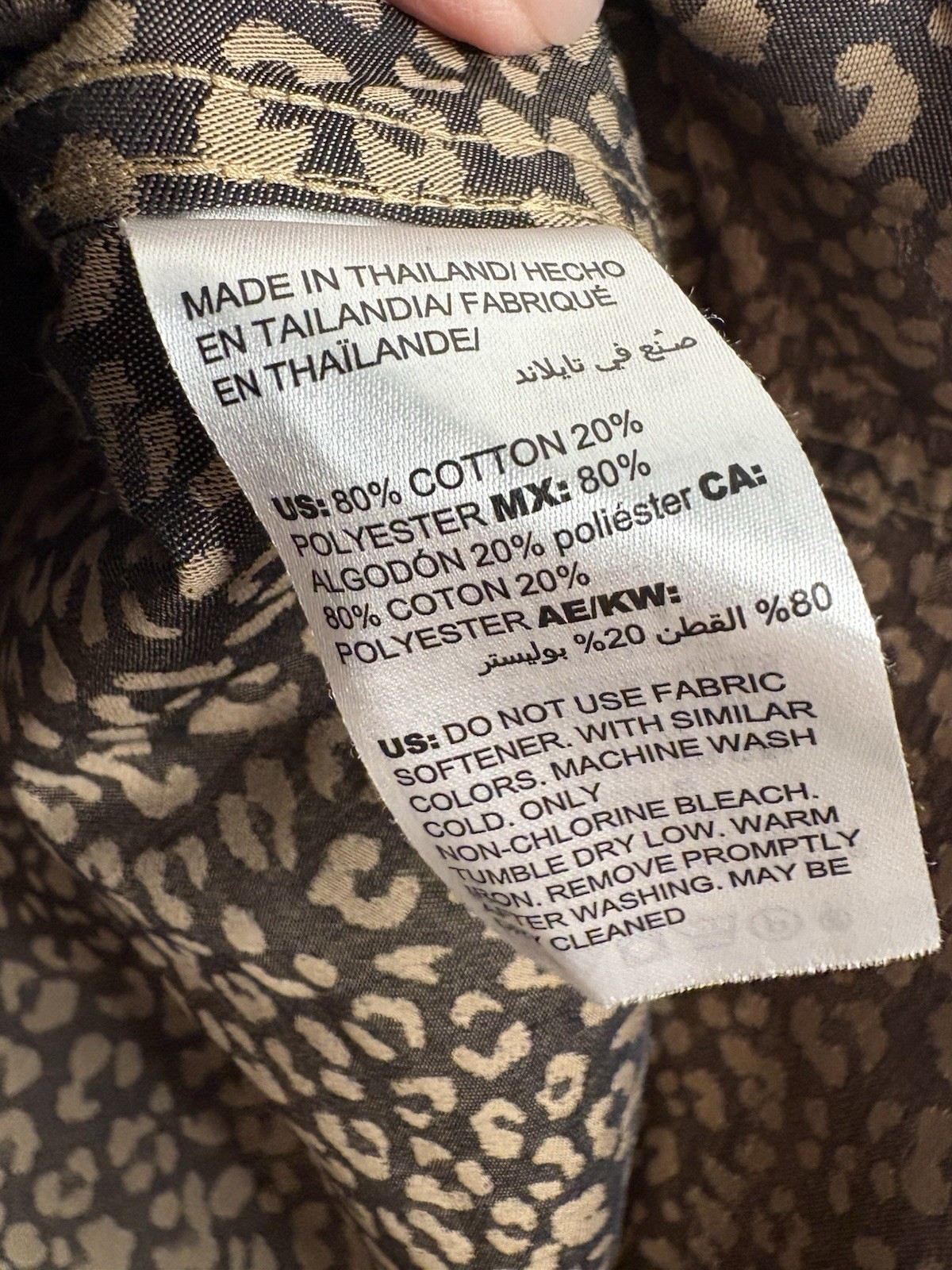 Women’s Chico’s leopard print long-sleeve button-down Chico’s size 0/US size 4/6