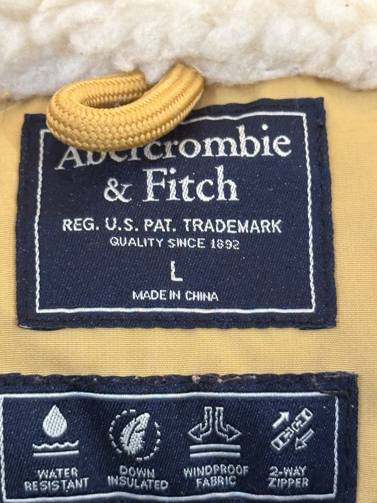 Abercrombie & Fitch Men’s L Down Parka Yellow Heavy Winter Coat Faux Fur Hood