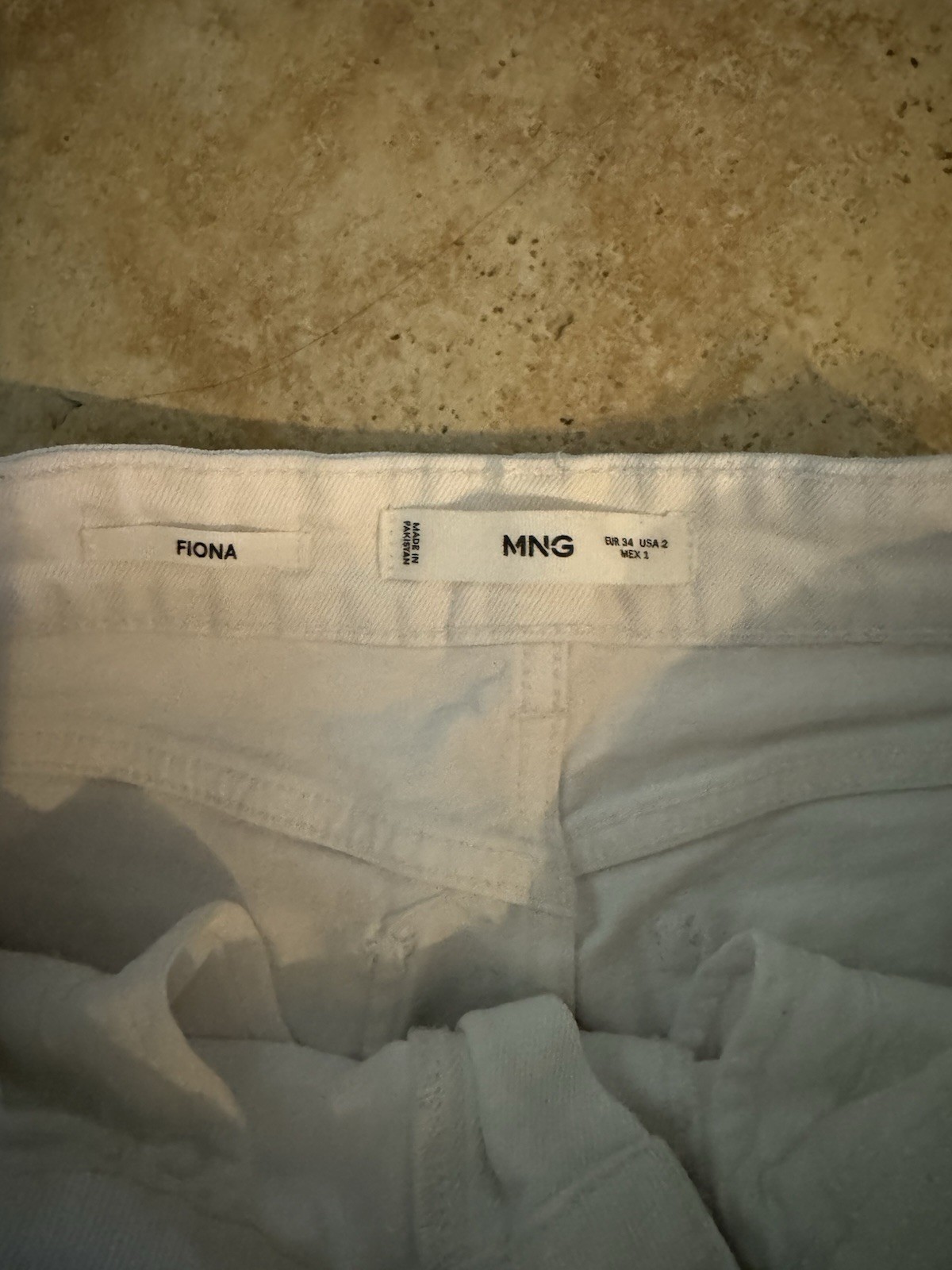 Mango MNG Women’s WHITE DENIM Boot Cut USA 2 Jeans