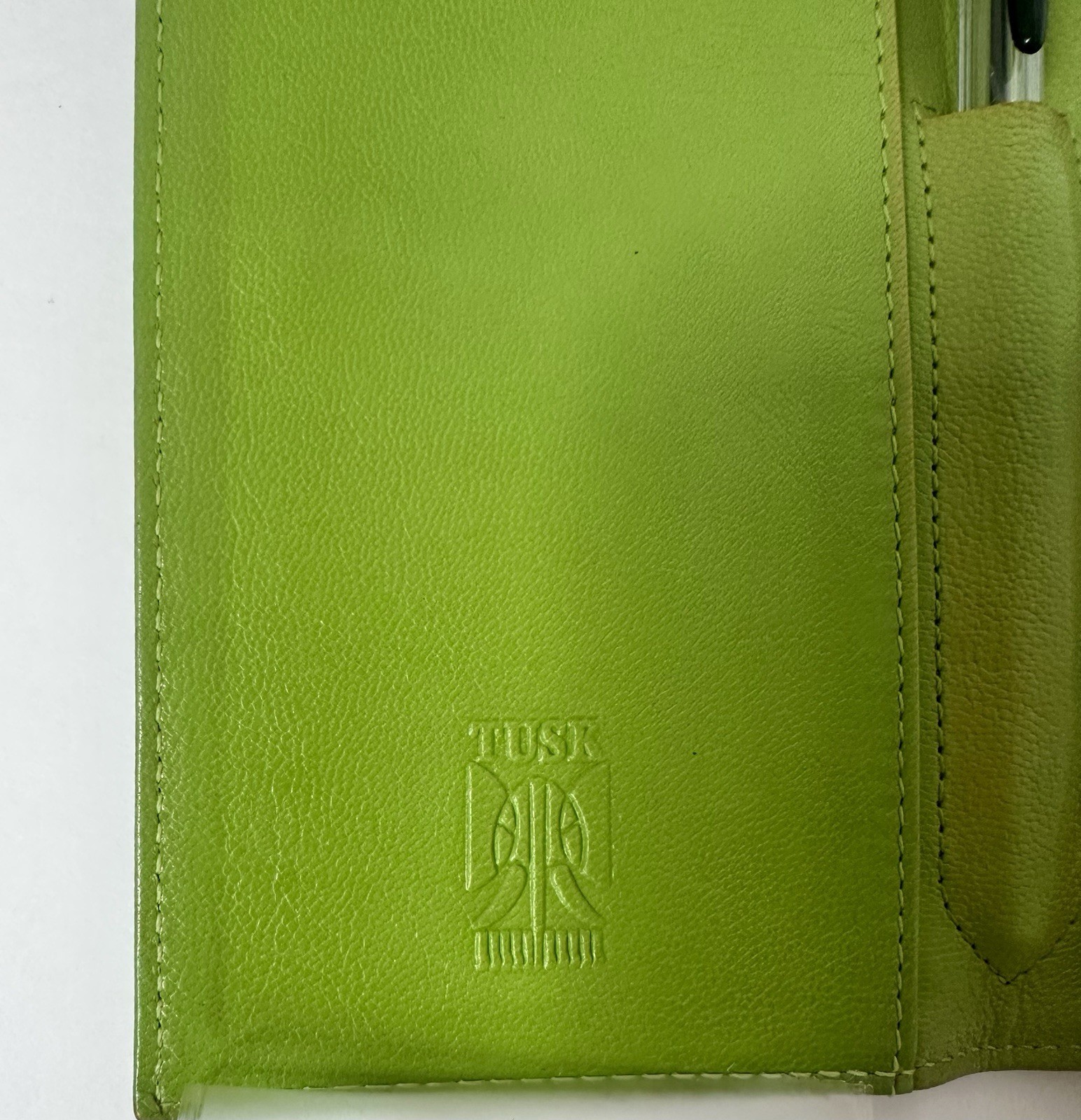 TUSK Vintage Leather Bifold Wallet Checkbook Long & Slim Pen Holder Green Luxury