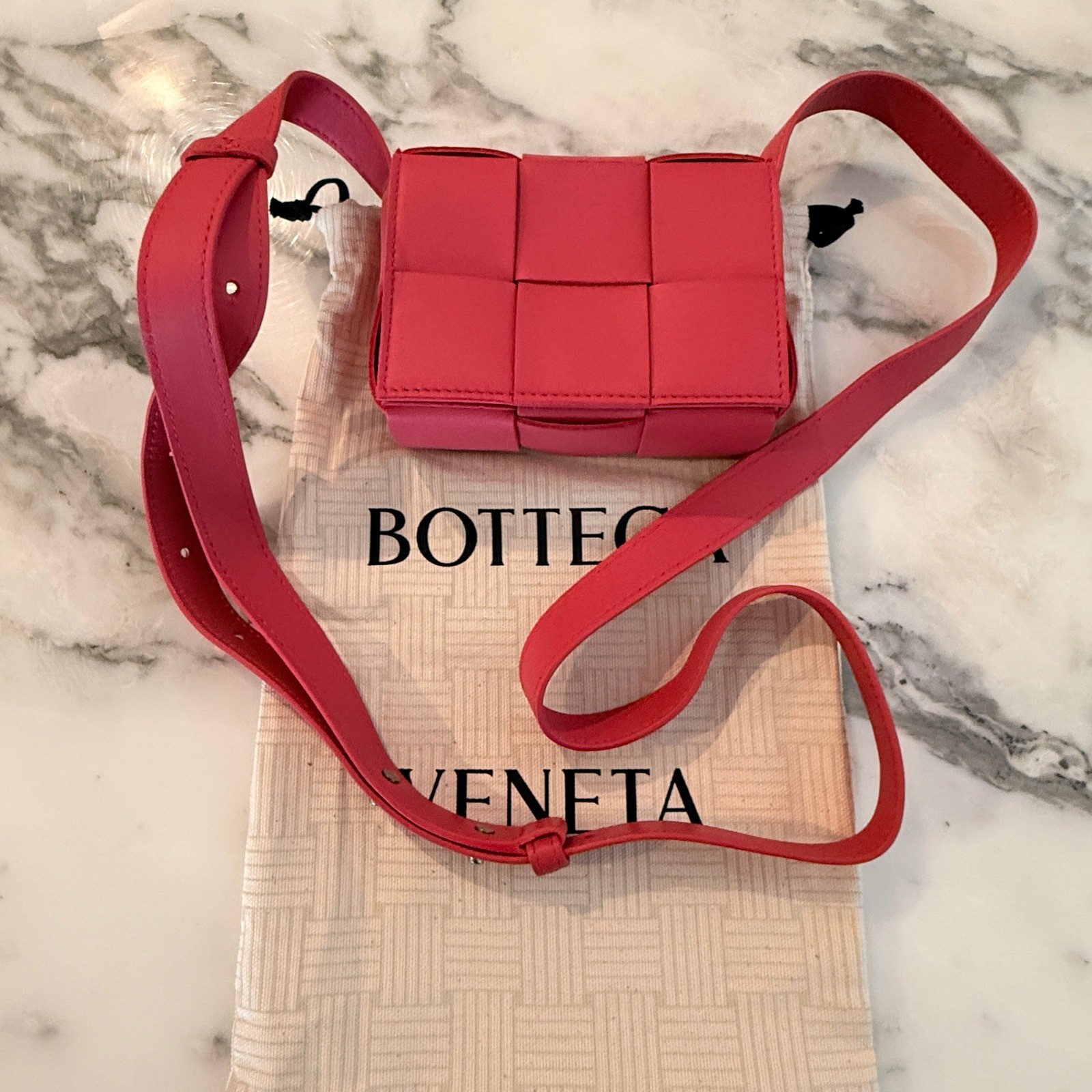 Bottega Veneta Cassette Wallet on Strap Pink Lambskin Maxi Intrecciato Bag NWT