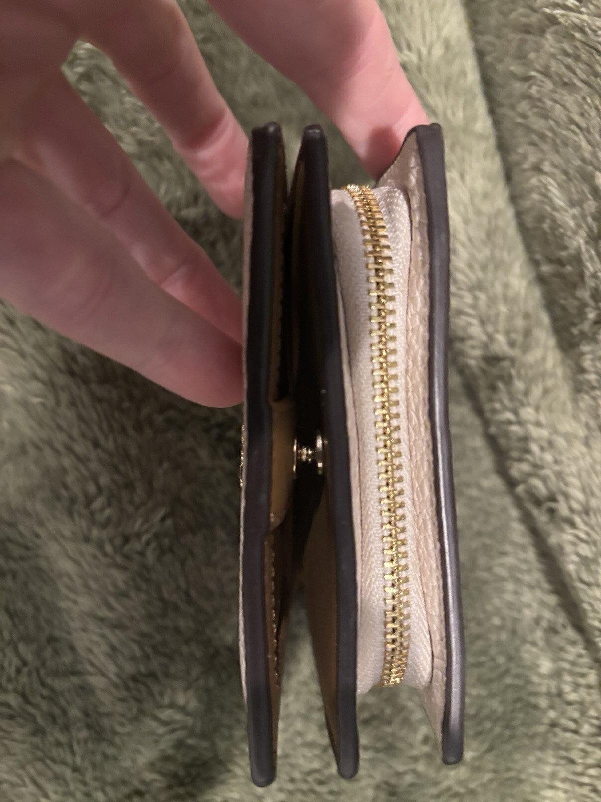 Coach Women’s Chalk Solid Logo Bifold Wallet ID Window & Zip Coin Pocket