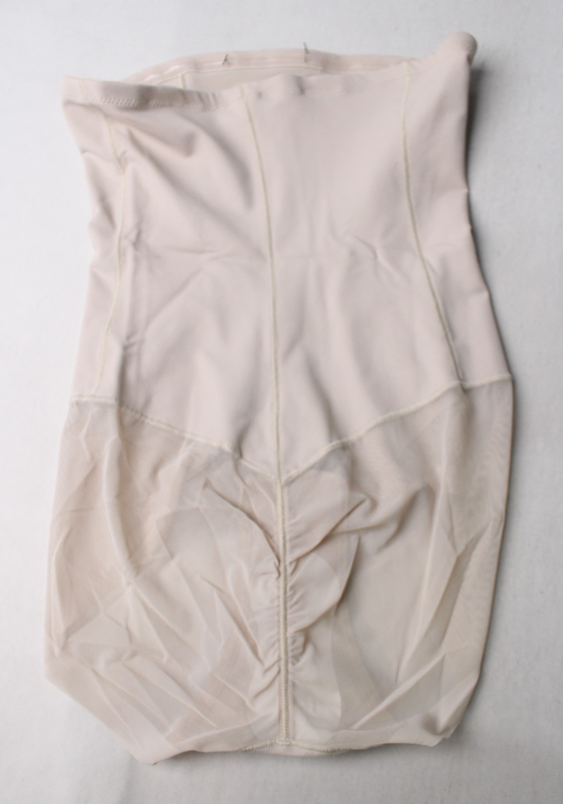 Leonisa Women’s Extra High-Waisted Sheer Bottom Shaper Panty ZG3 Nude Medium NWT