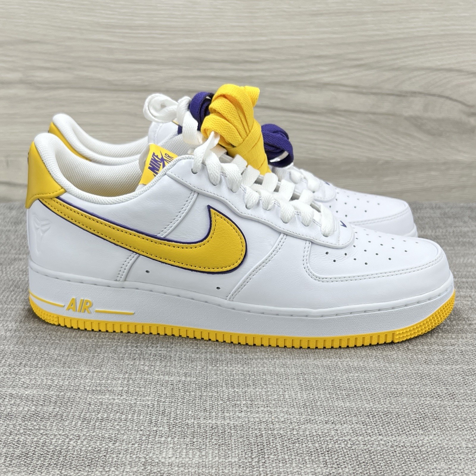 Nike Air Force 1 Low Retro QS AF1 Kobe Bryant Lakers Home Mens 11 [FZ1151-100]
