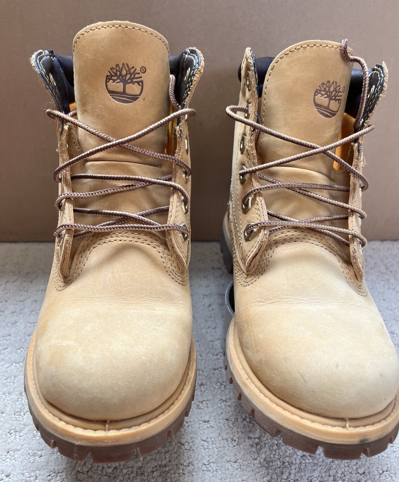 TIMBERLAND – Women’s Waterville 6 inch boots Shoe Size 6M