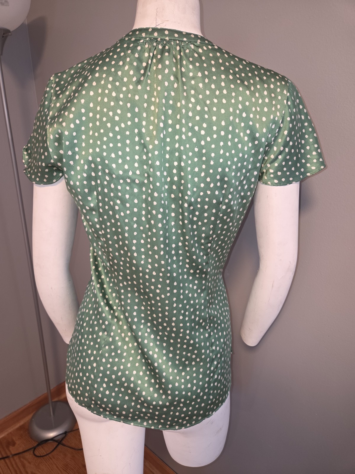 Banana Republic Green White Polka Dot Silk Blend Flutter Sleeve Blouse Top M 4