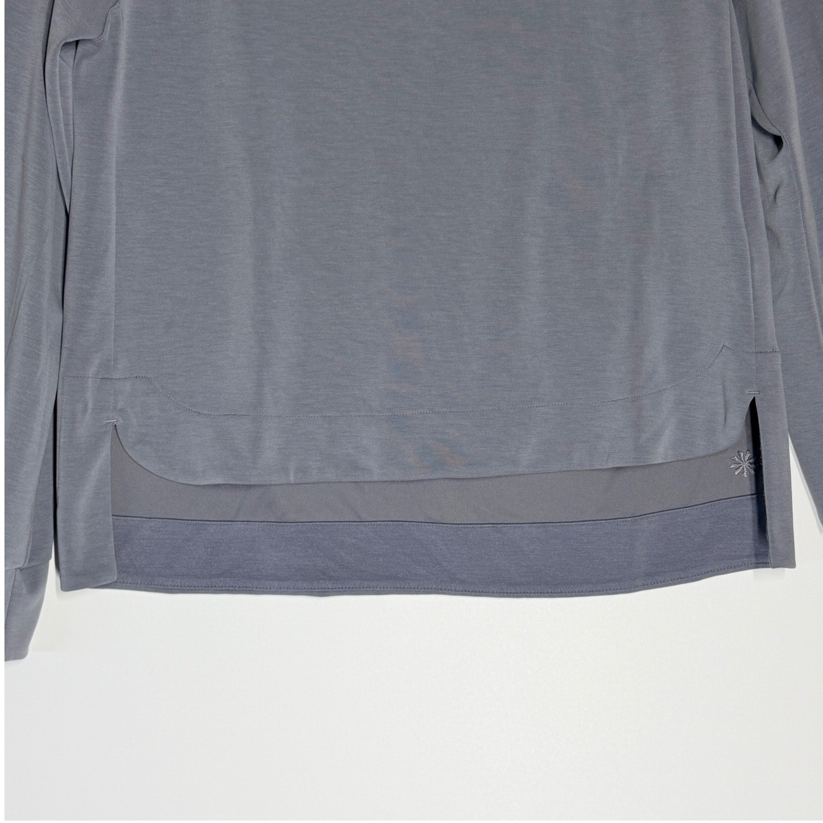 Athleta Seasoft Crewneck Sweatshirt Cosmos Grey Medium SP24 532401