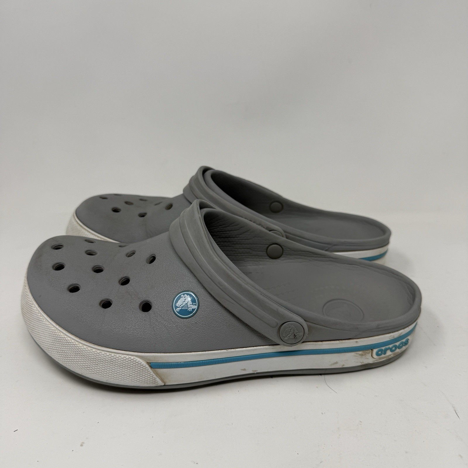 Crocs Unisex-Adult Bayaband Clogs Size M-8 W-10 Gray /White Beach Summer