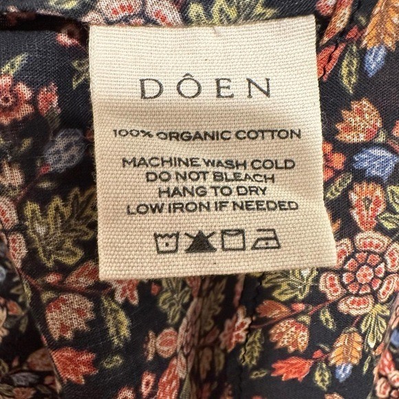 Doen Agotha Top – Noir Forest Floral NWT