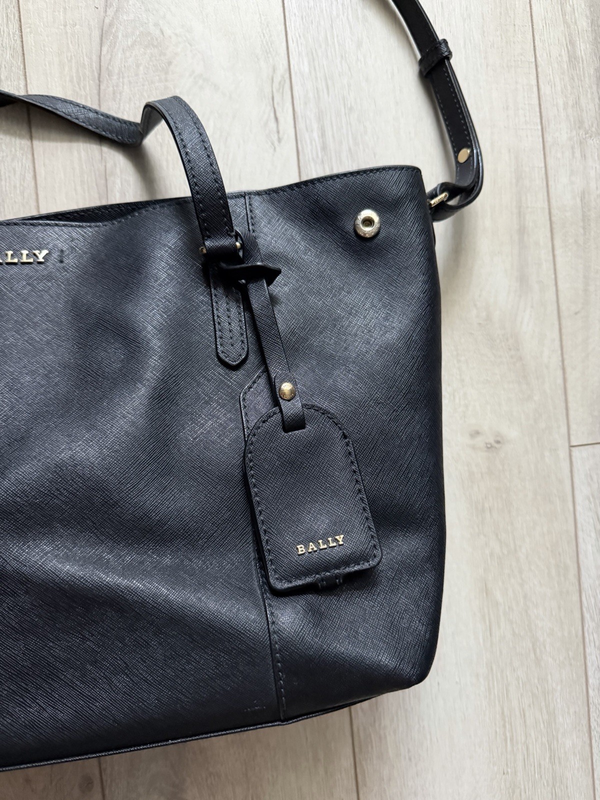 BALLY Seraphine Tote Bag in Leather