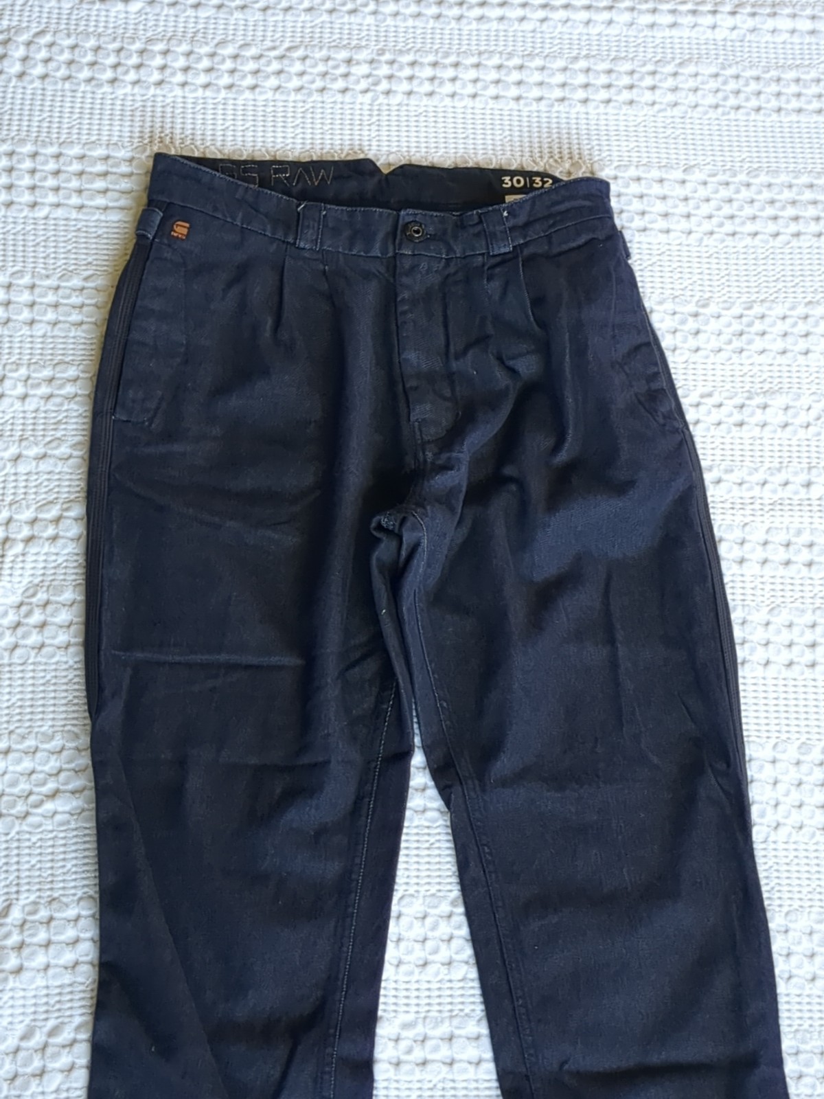 G Star Raw Varve Relaxed Pleated Chino Size 30 Dark Wash Blue 30X27