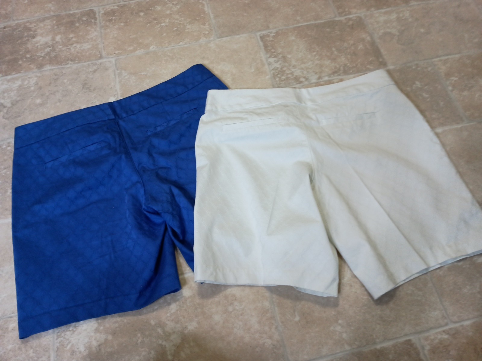 2 Lilly Pulitzer Womens Gardinia Shorts Brilliant Blue& White Geometric Print 8