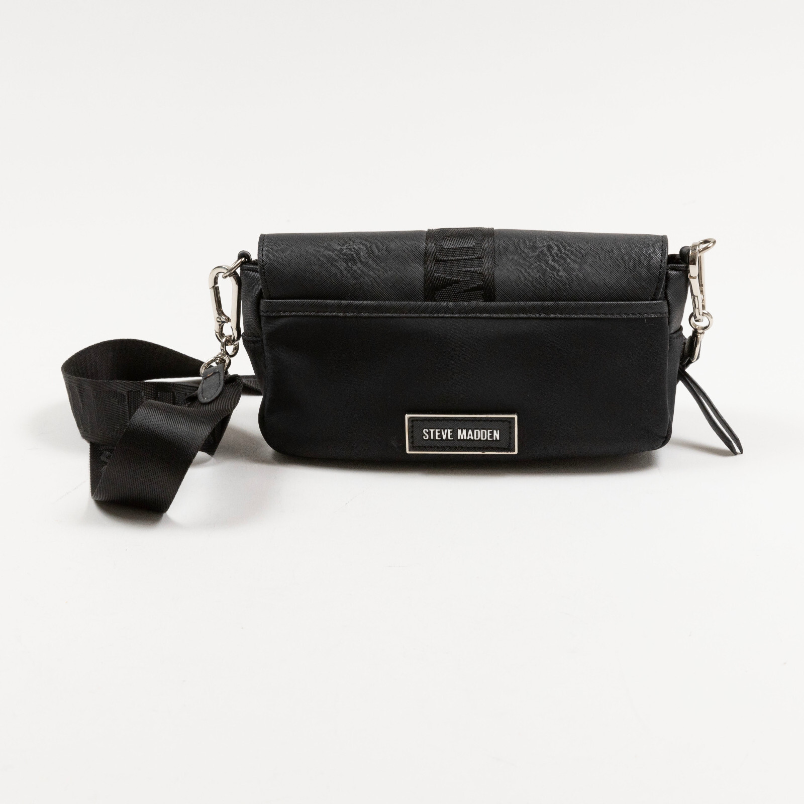 Steve Madden Women Bmove Crossbody Bag Black (Pre-owned/as pictured)