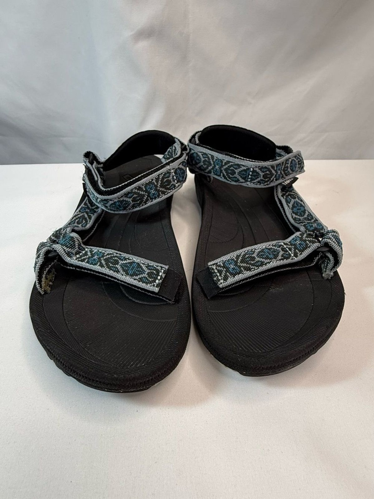 Teva Women’s Size 9W Black Adjustable Sandals w/ Teal Patterned Straps EUC