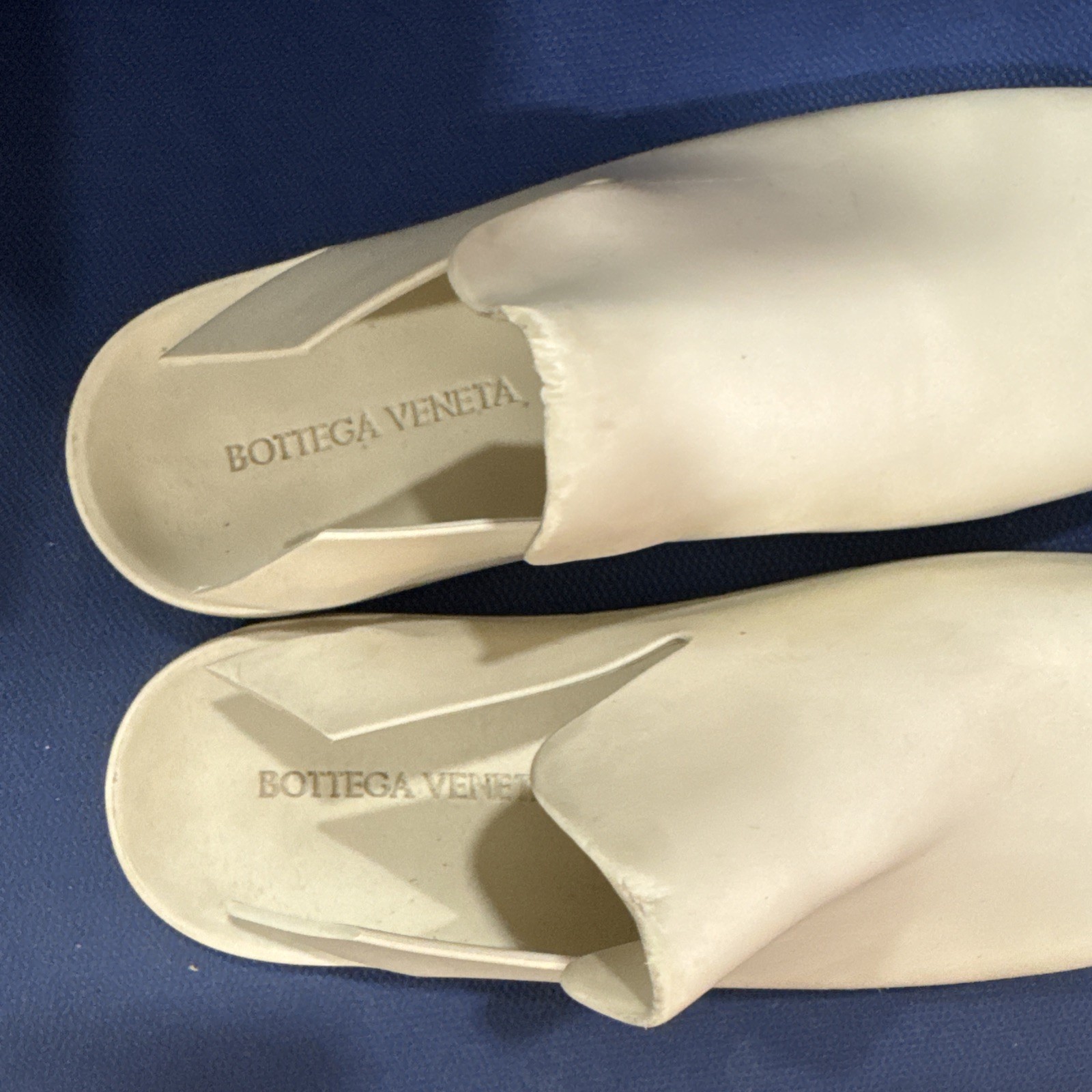 Bottega Veneta White Puddle Sandals Slip On Size 40 Rubber Clogs Unisex