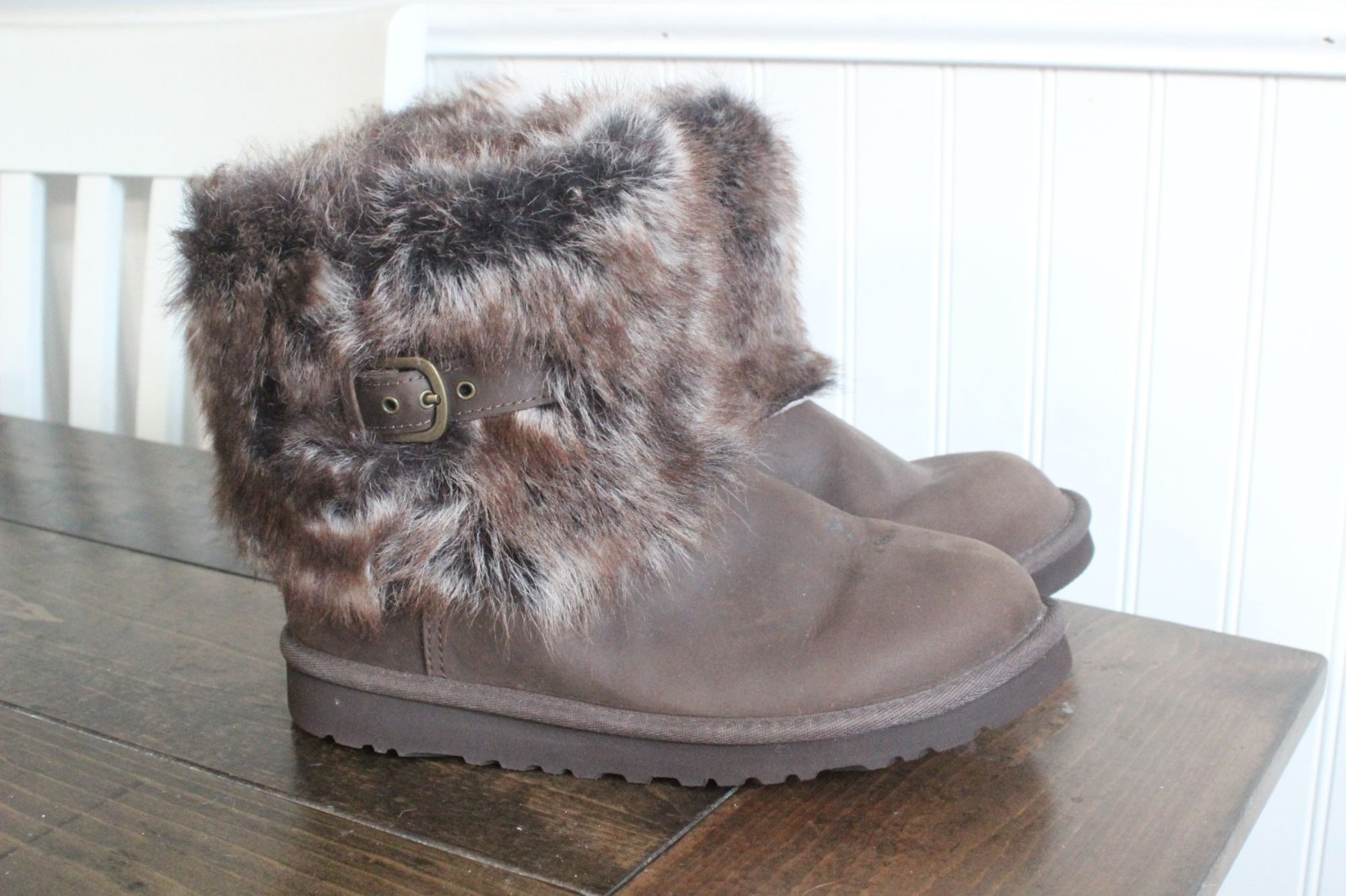 UGG Australia Ellee Brown Faux Fur Leather Lined Short Boots Size 5 Kids