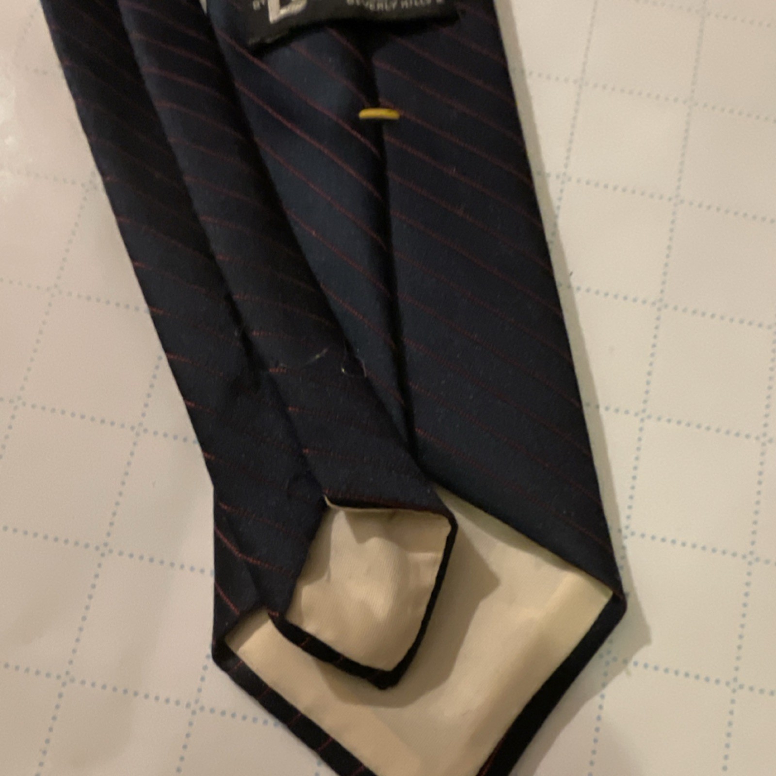 Don Loper Men’s Navy Red Striped Polyester Tie Woven Pointed Classic 57-60″