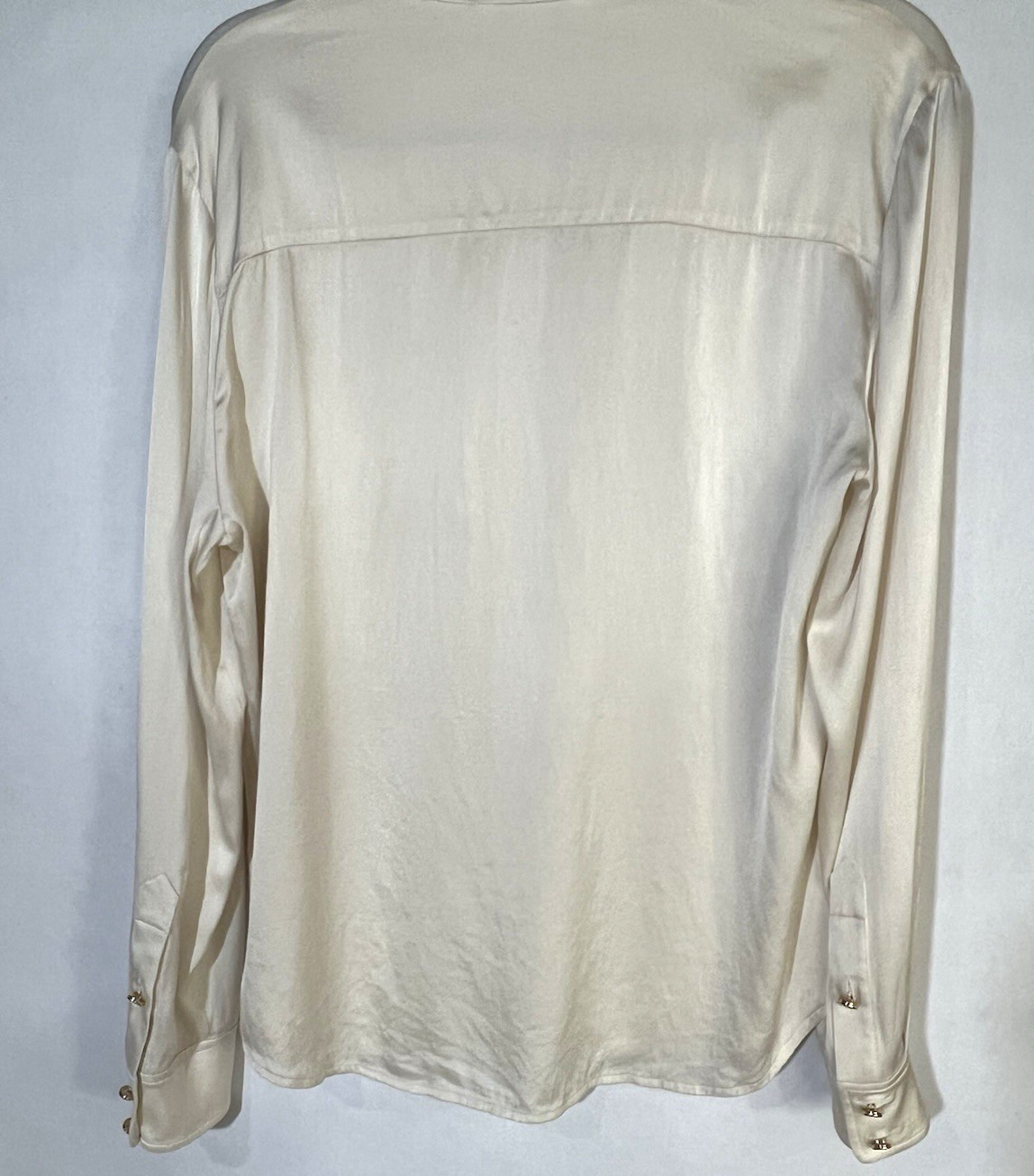 ST. JOHN Ecru Vanilla Logo Button Front Blouse Shirt Silk / Spandex Sz 10