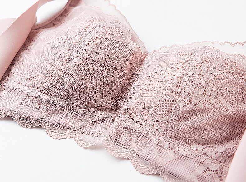 100% Silk Lining Women Bra Lace Front Closure Push Up Wireless Bralette Set