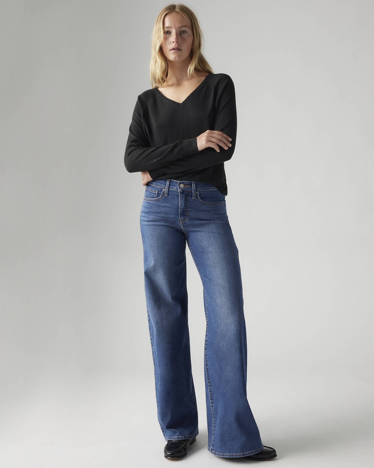 FLASH SALE!! Levi’s Women’s 318 Shaping Wide Leg Jeans NEW FREESHIP