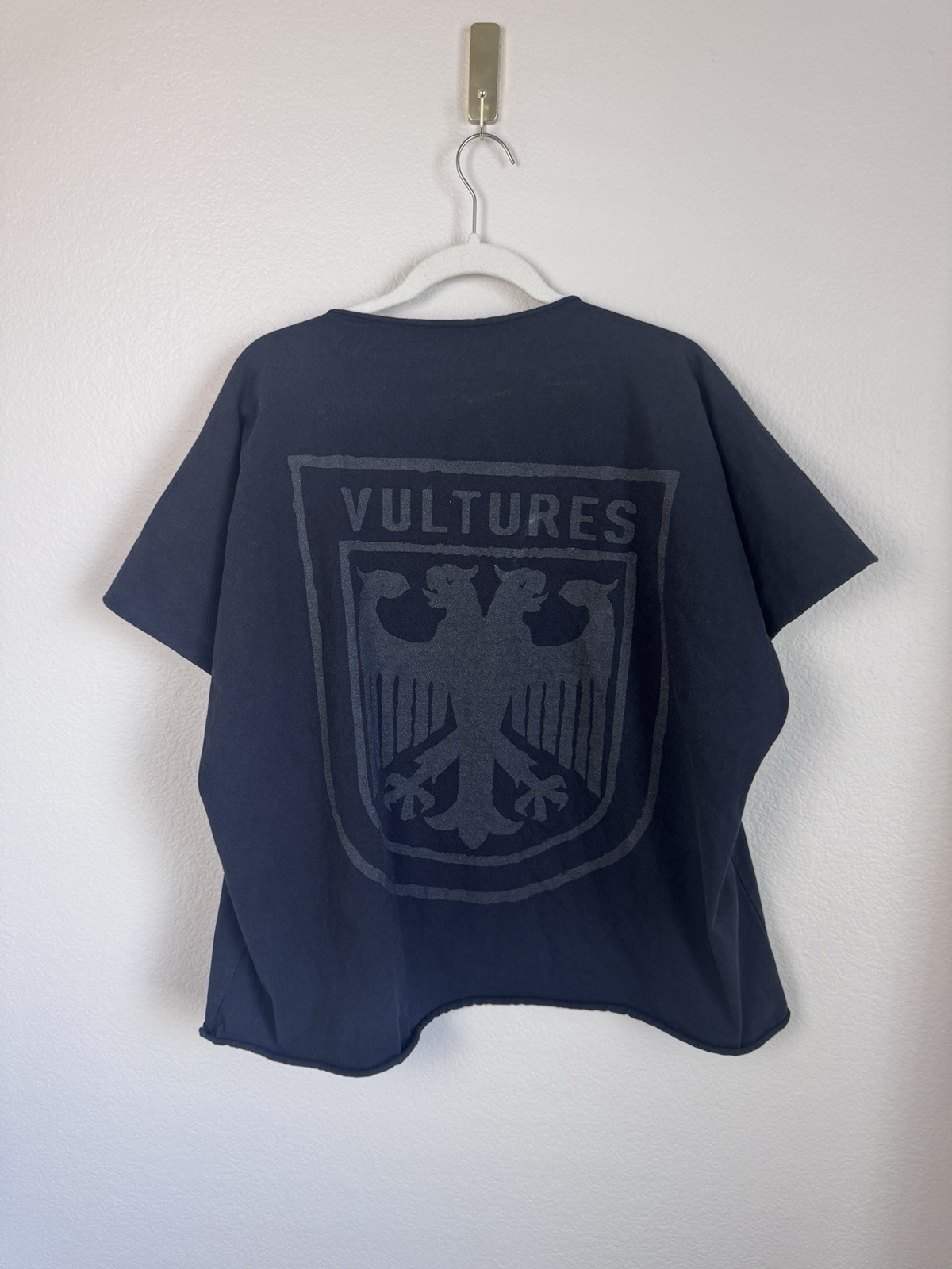 Kanye West Yeezy Vultures Shirt Official Merch Size 2 M/L Black Album Promo