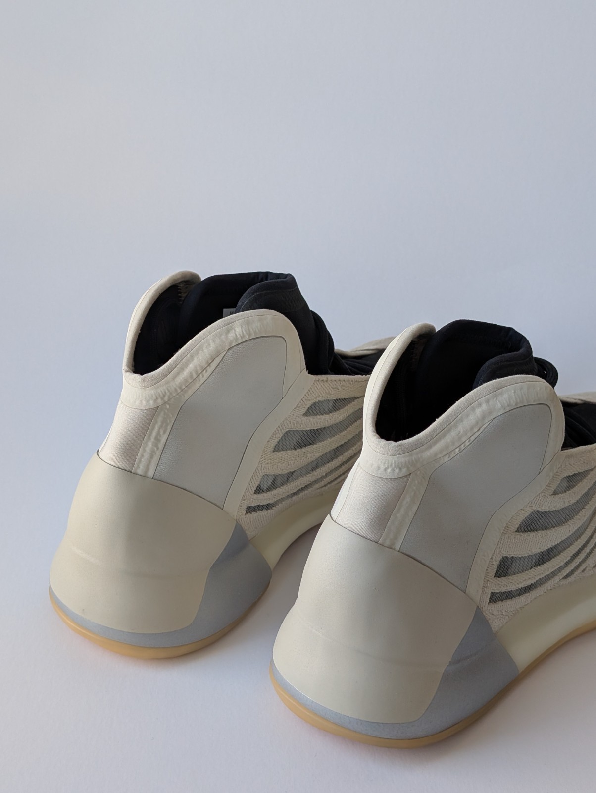 Adidas Yeezy QNTM Mist Slate Men’s Size 9.5