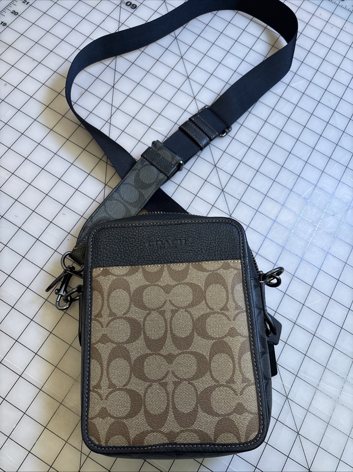 COACH Signature Sullivan Crossbody Bag CC090 Compact Khaki With Strap NEW NWOT