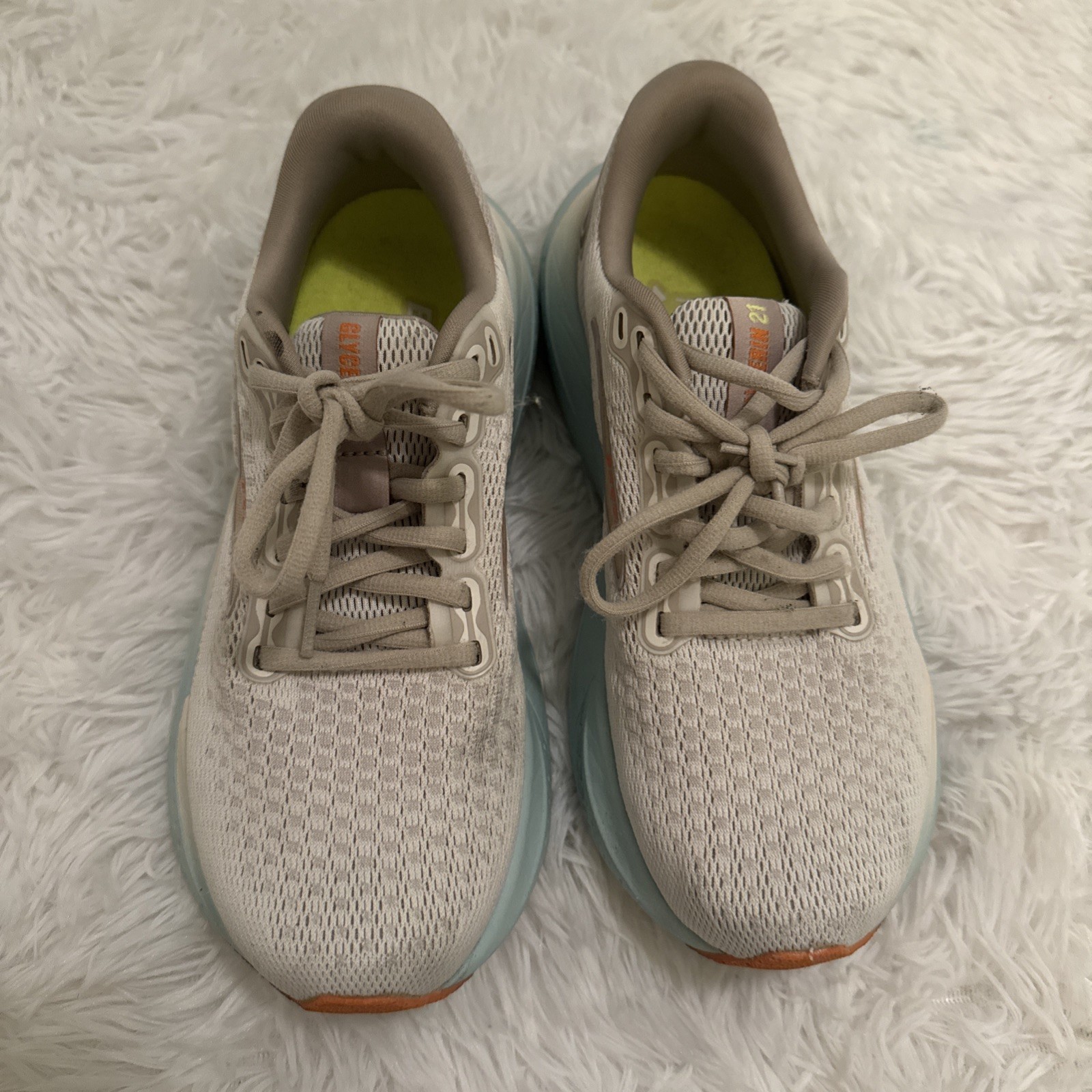 BROOKS Glycerin GTS 21 Women Size 6 Light gray/blue Running Shoes