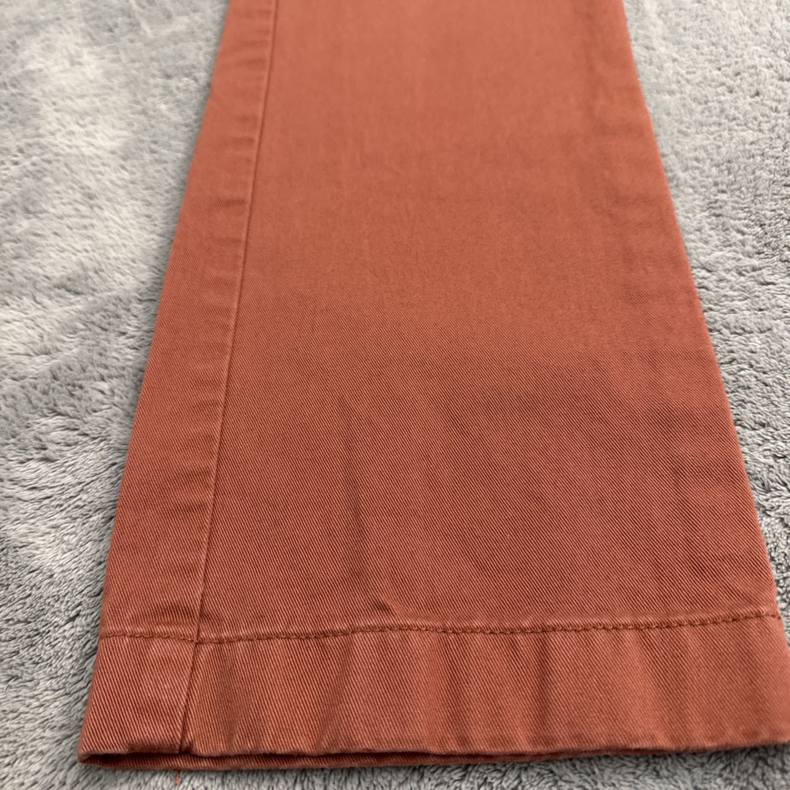 J Crew The Sutton Men’s Pants 31×32 Straight Leg Clay Red Five Pocket Chino EUC